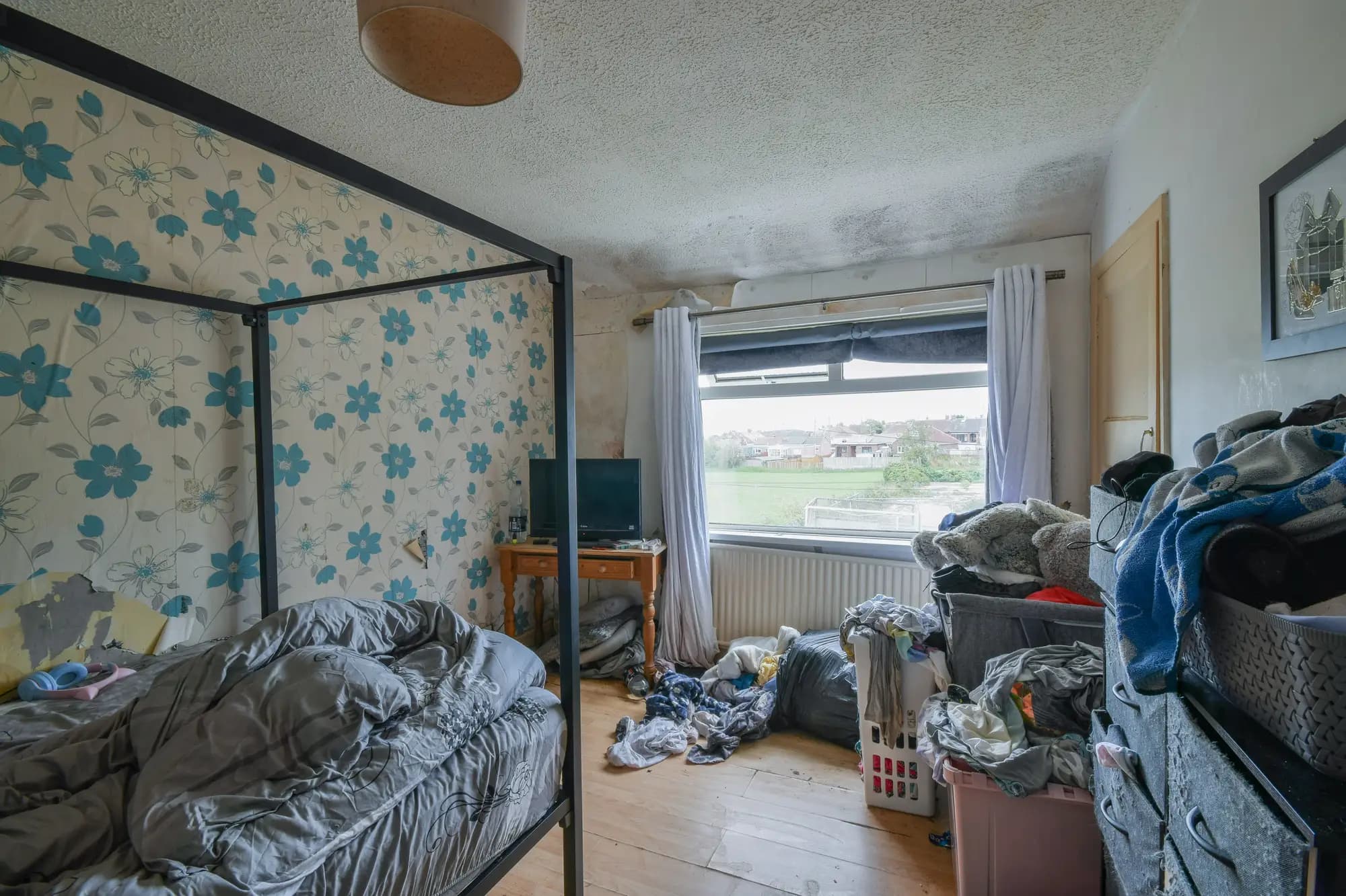 property photo 10 of 16