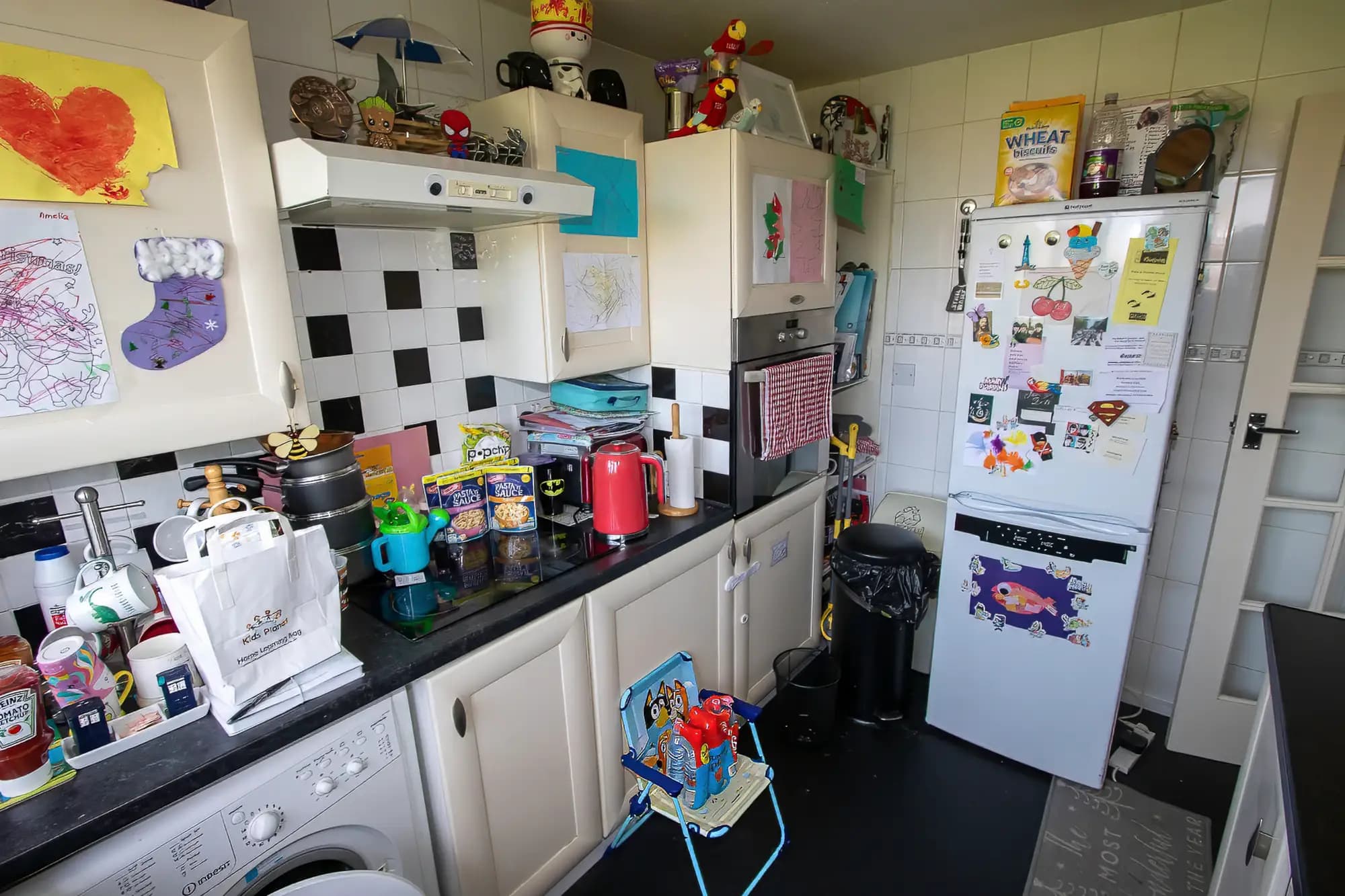 property photo 6 of 15