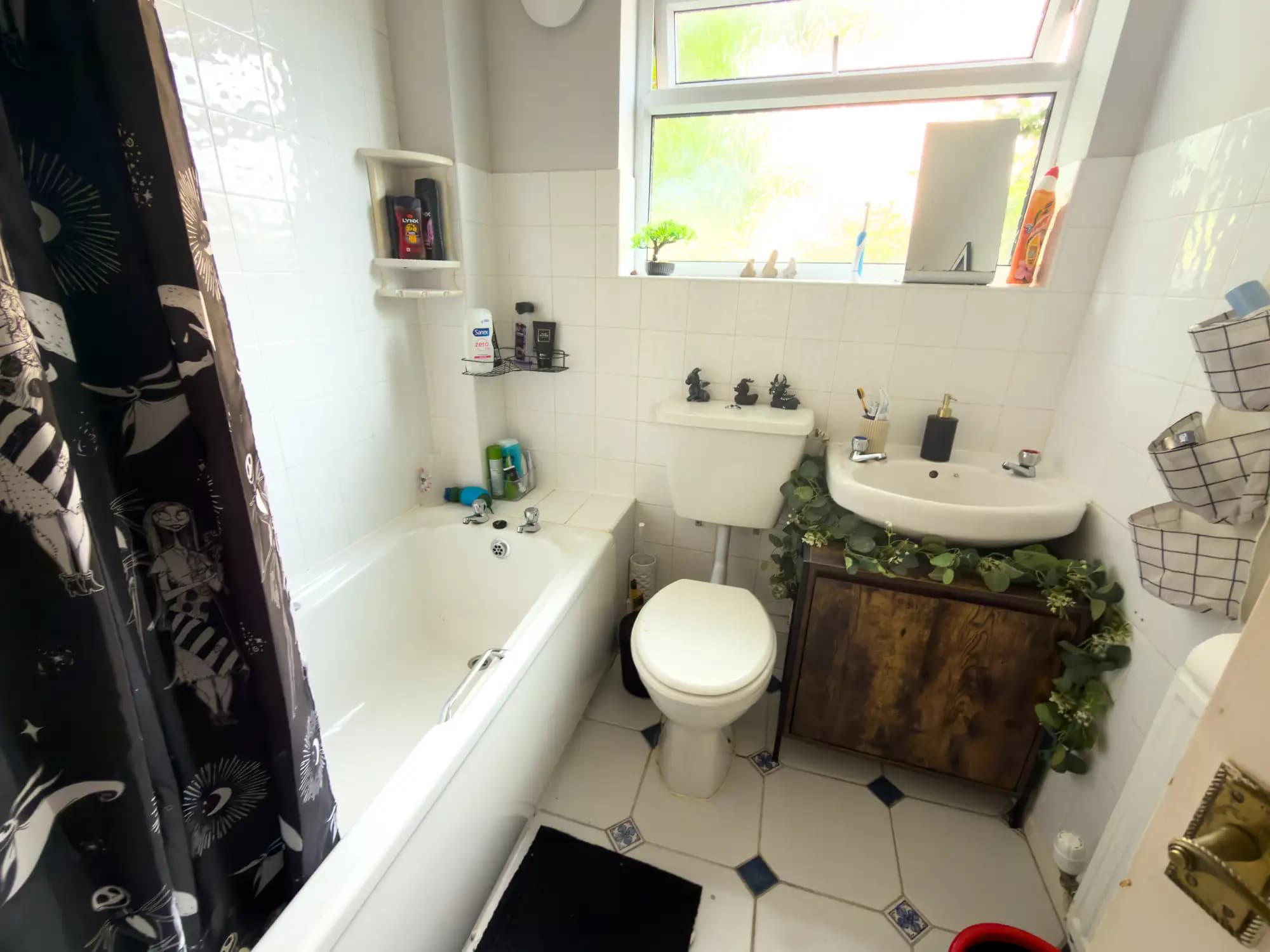 property photo 10 of 20