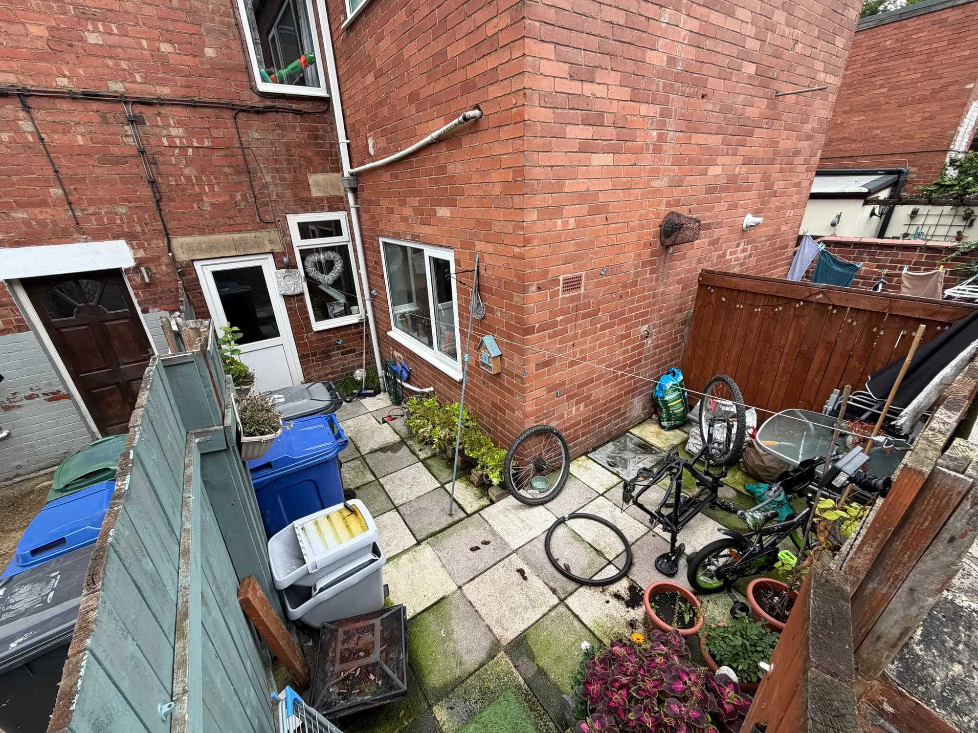 property photo 25 of 27