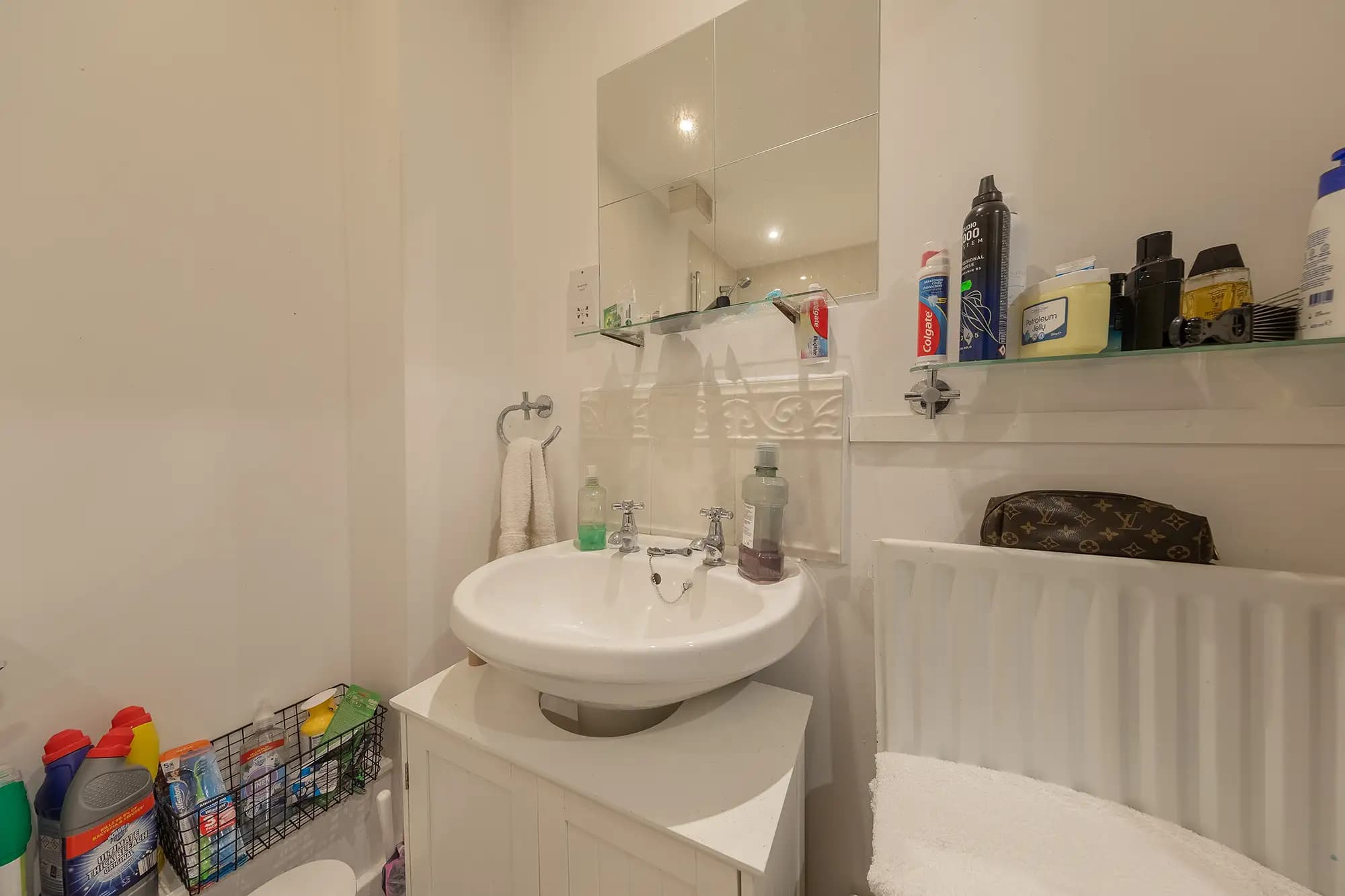 property photo 8 of 13