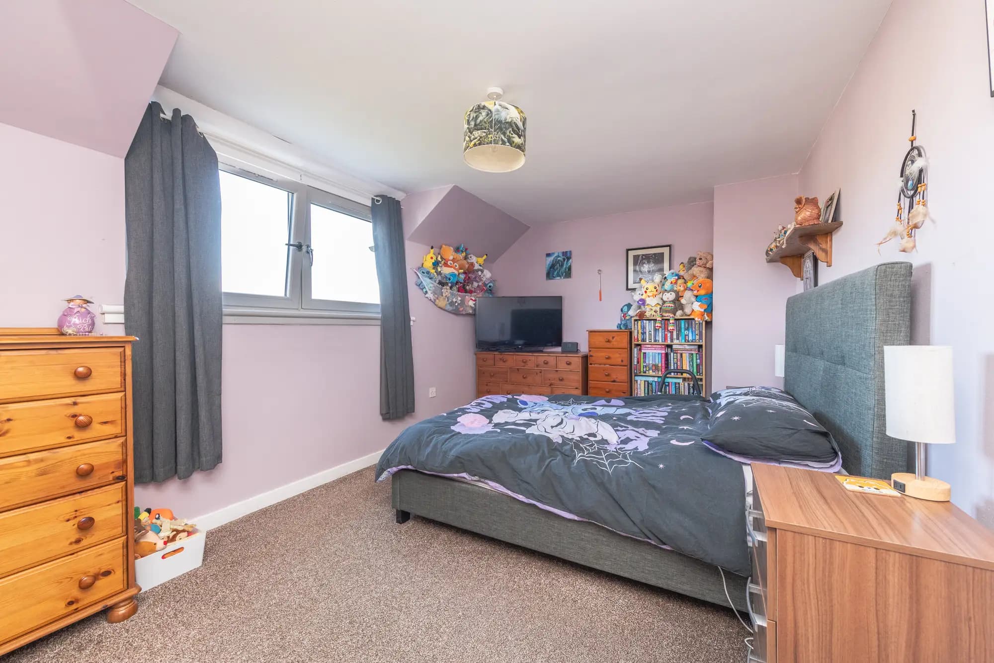 property photo 13 of 33