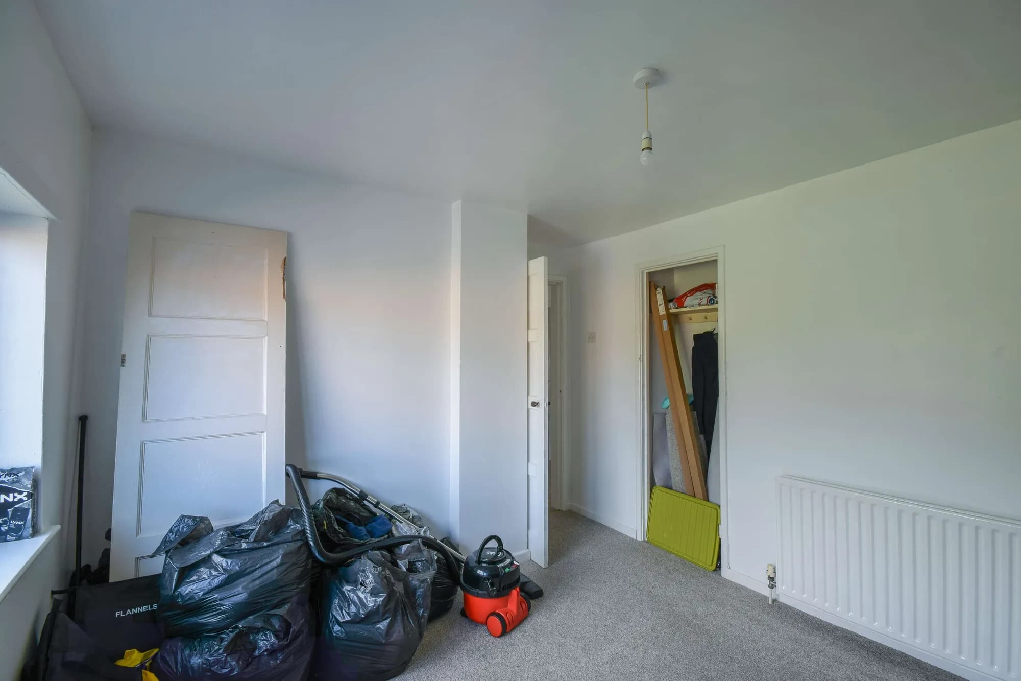 property photo 13 of 17