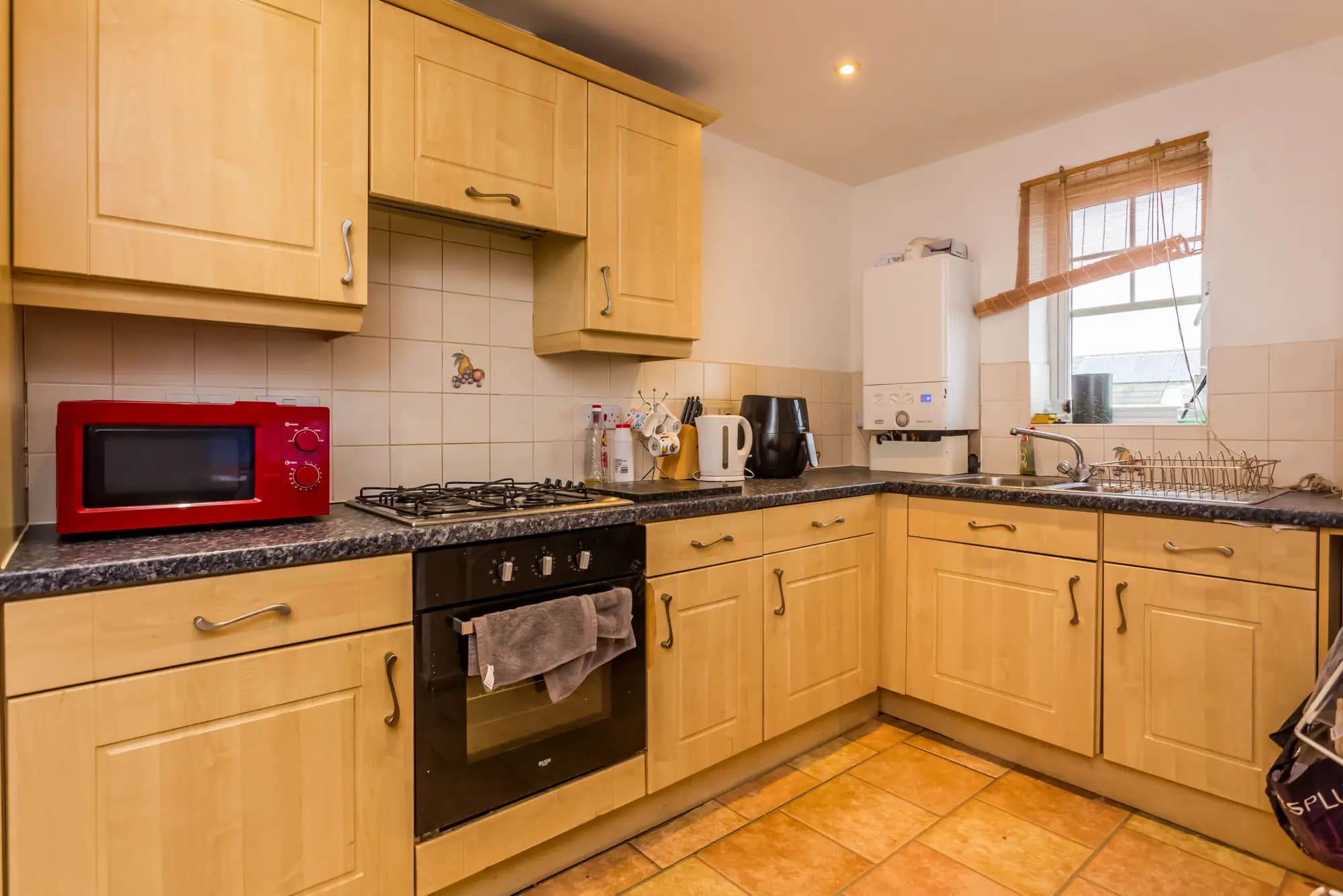 property photo 7 of 13