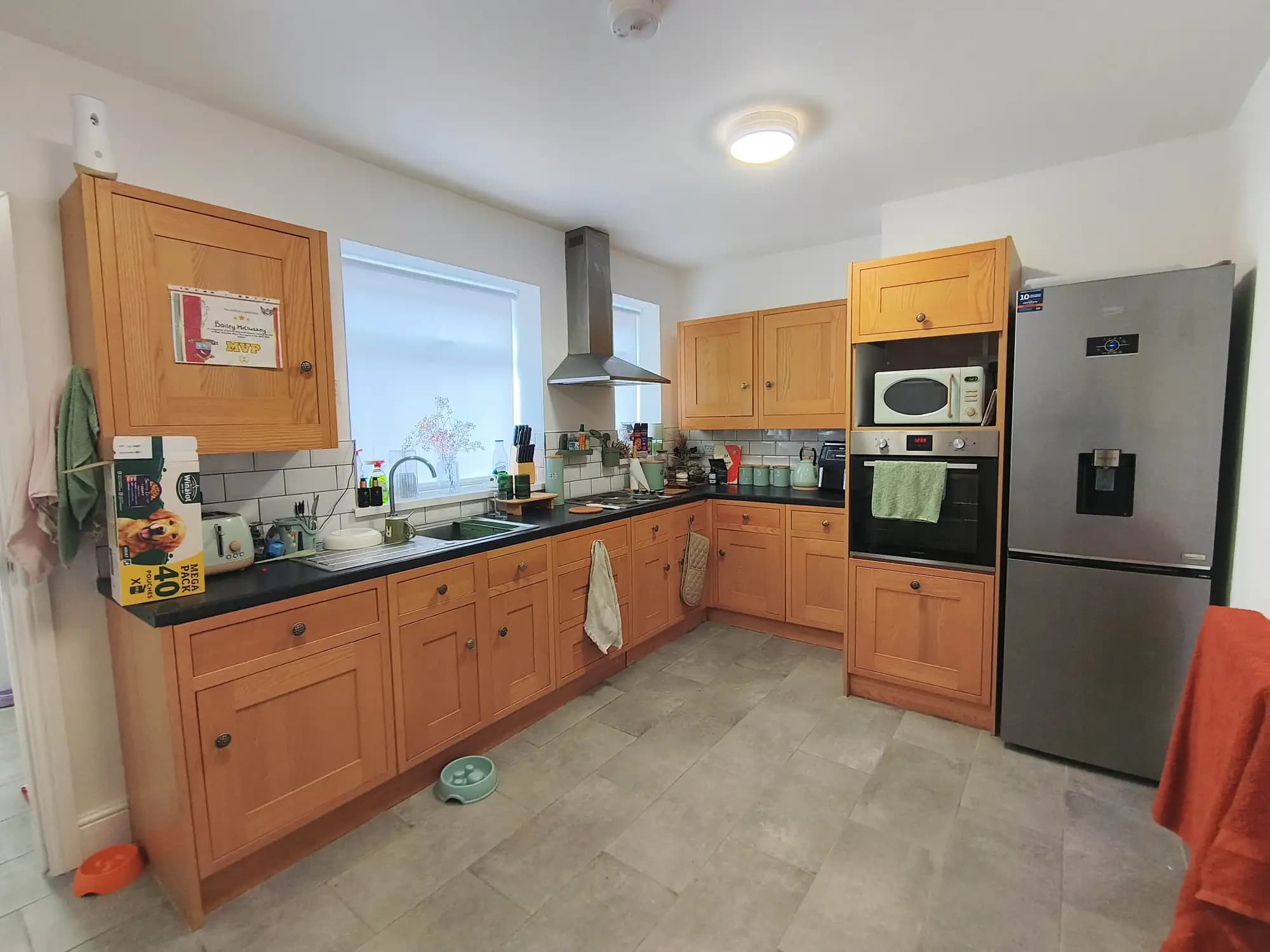 property photo 5 of 16