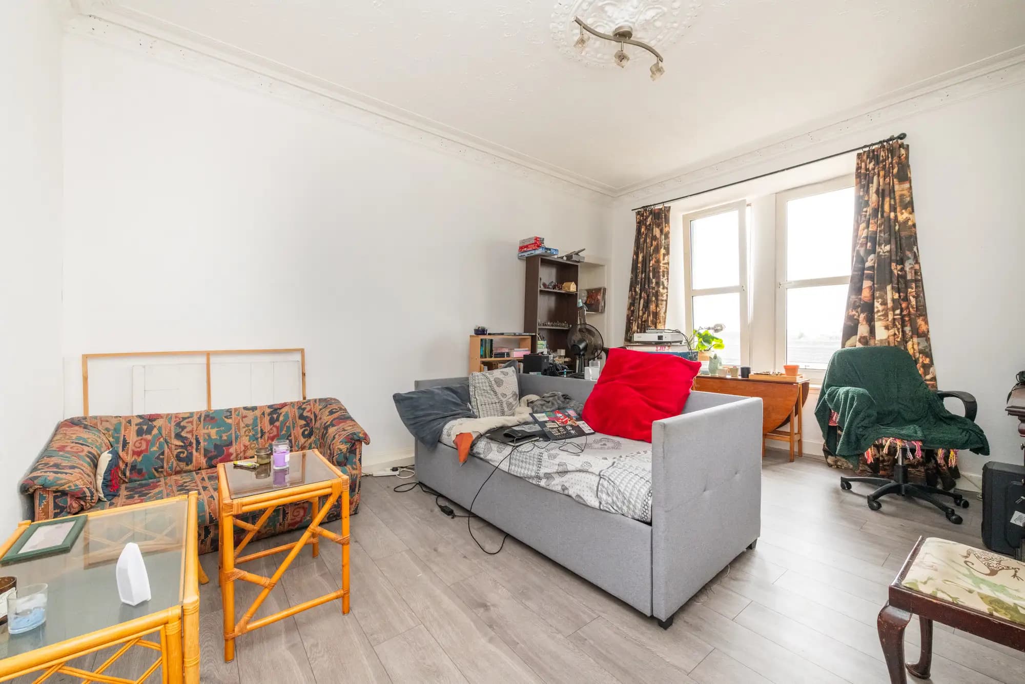 property photo 2 of 25