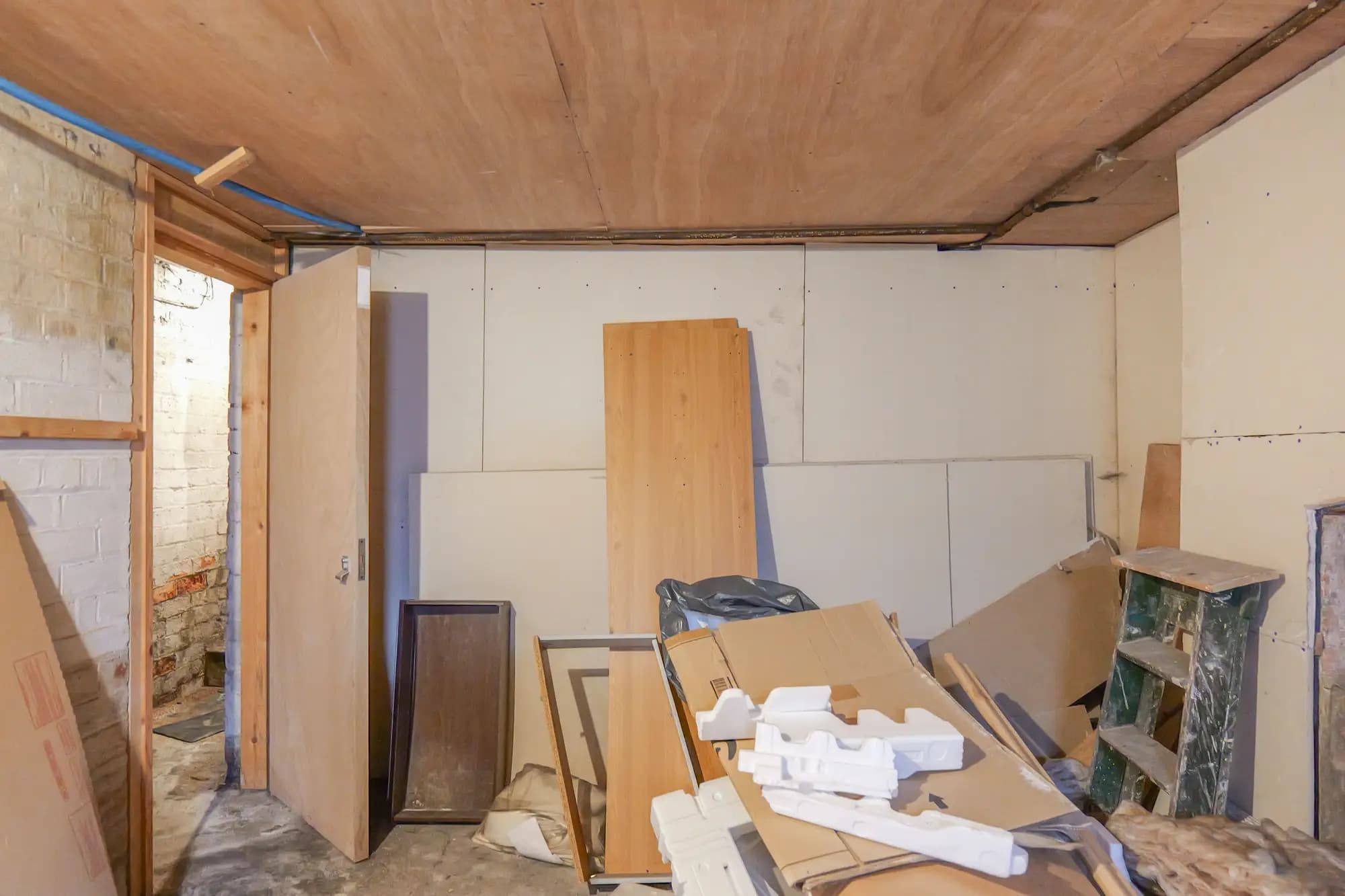 property photo 23 of 33