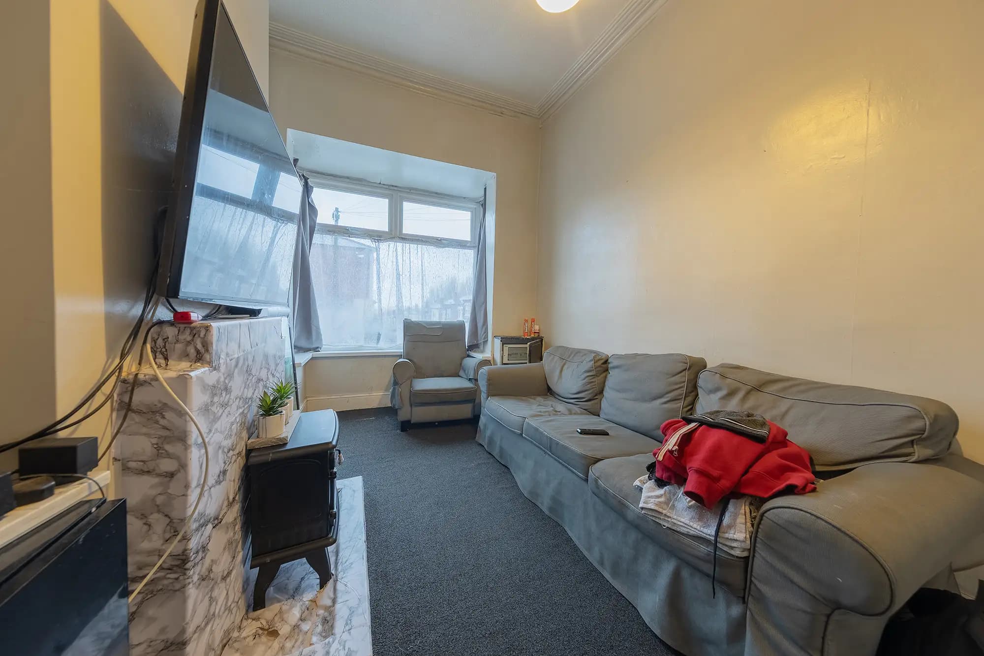 property photo 2 of 27