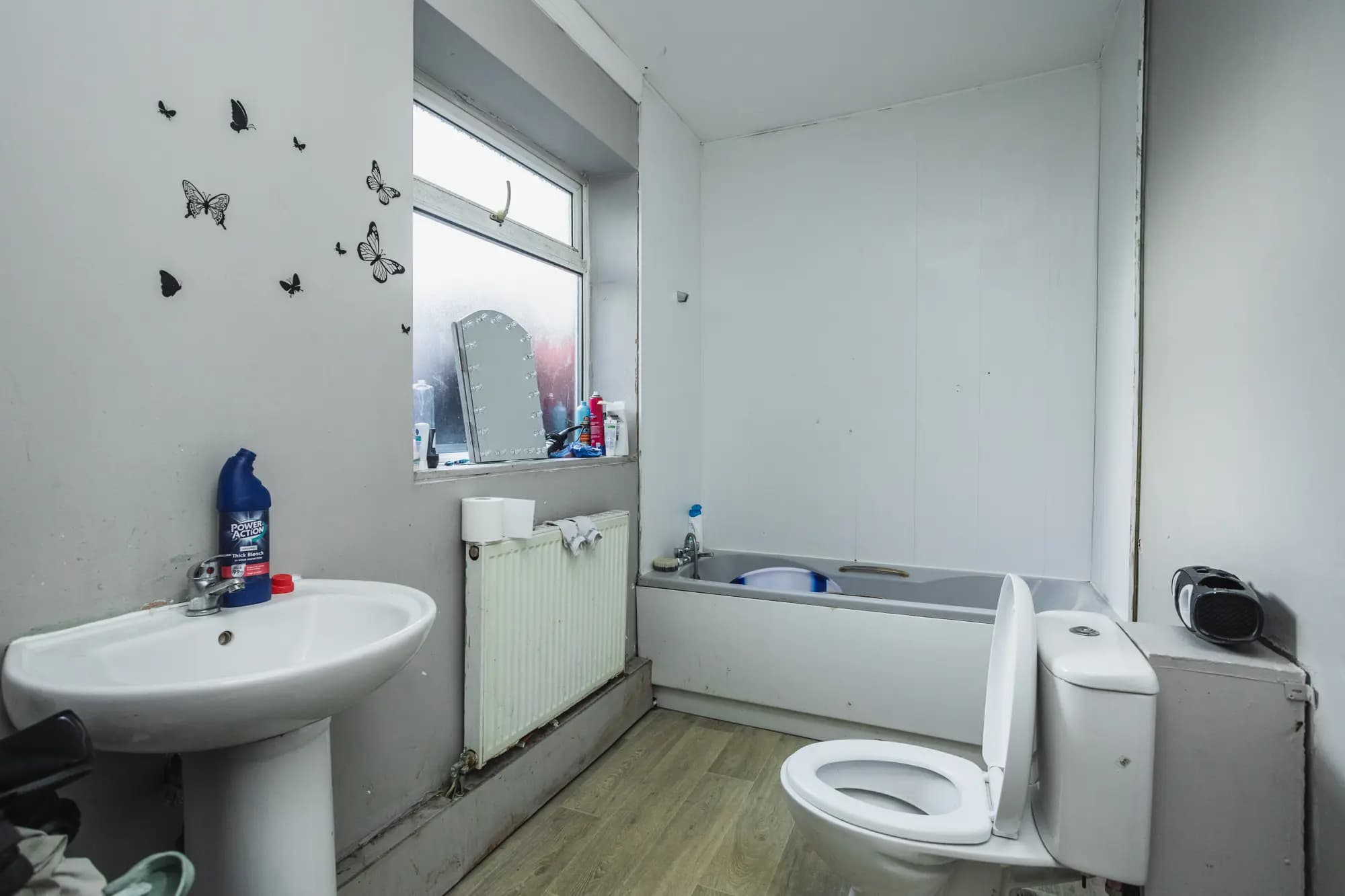 property photo 8 of 24