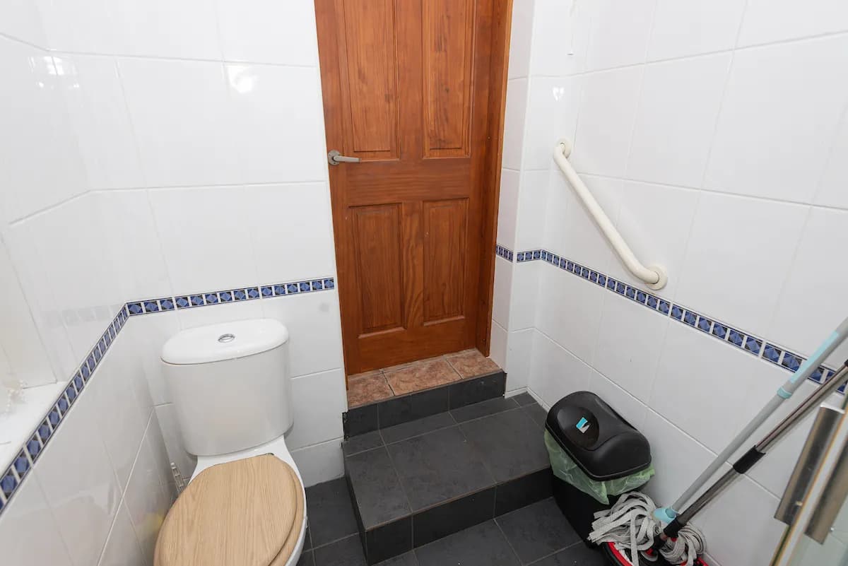 property photo 23 of 55