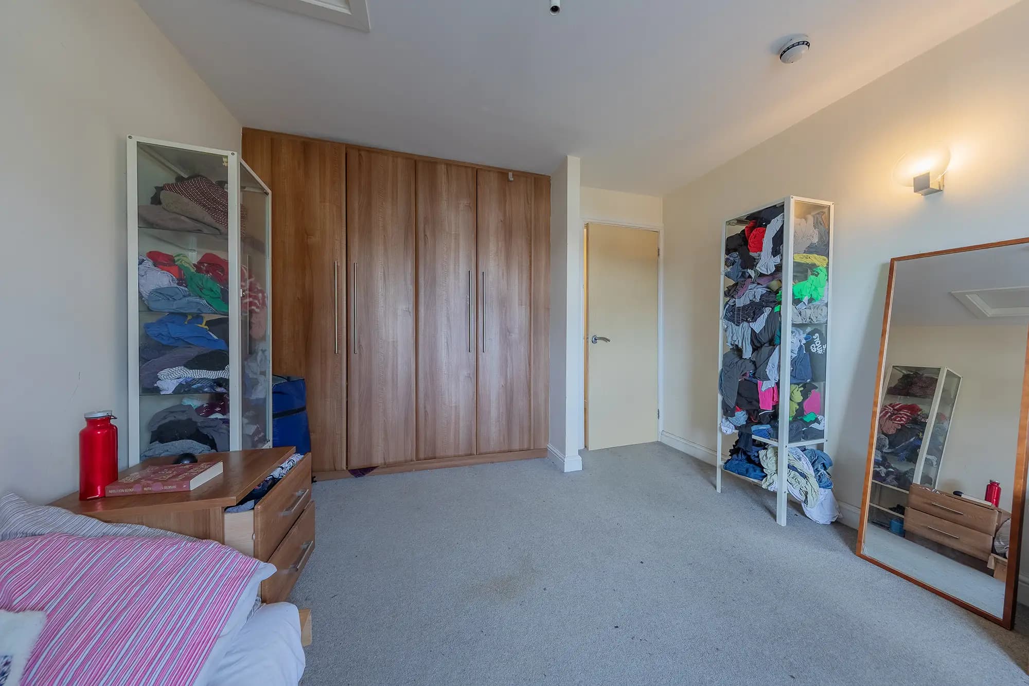 property photo 11 of 19