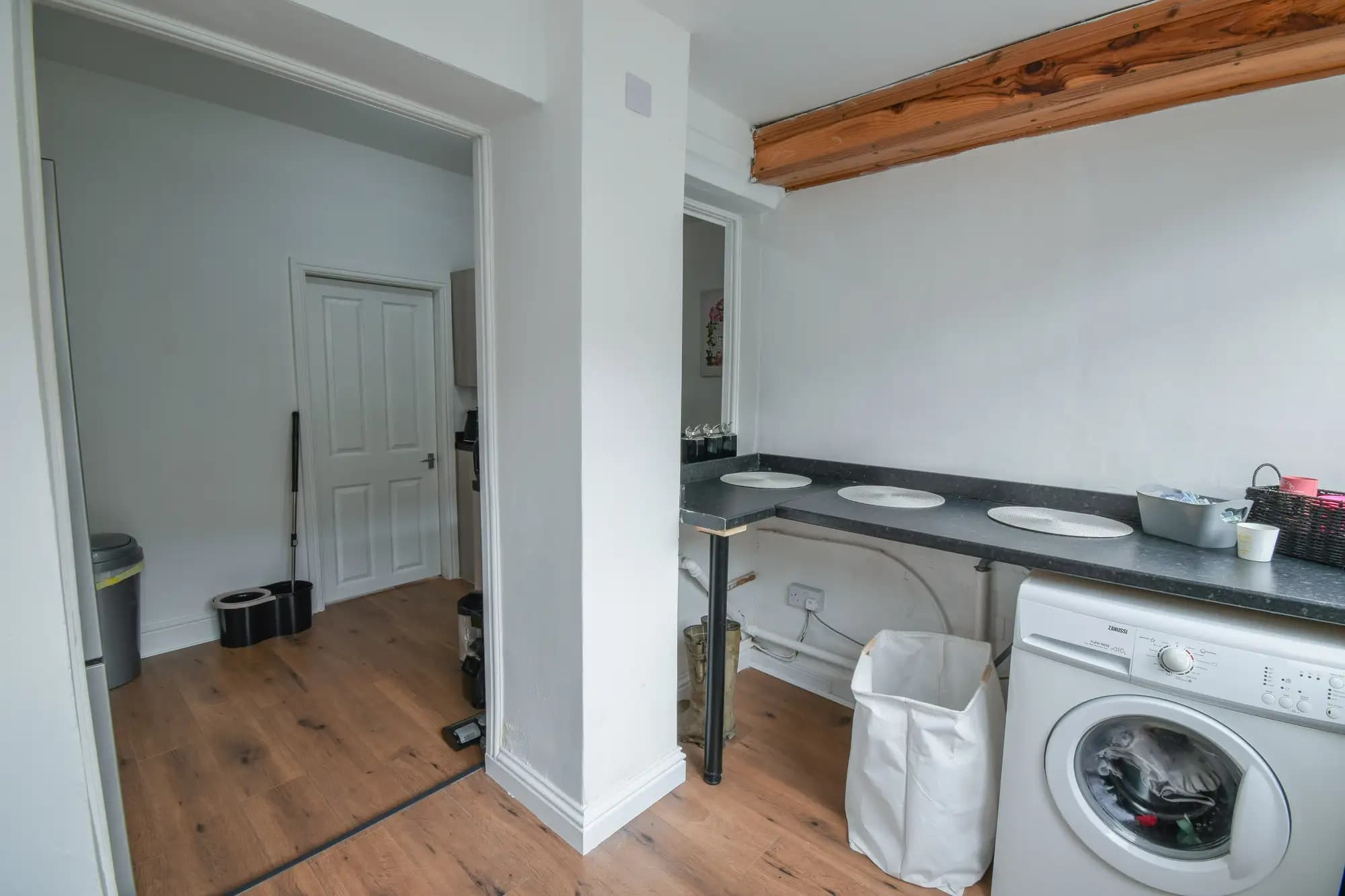 property photo 6 of 20