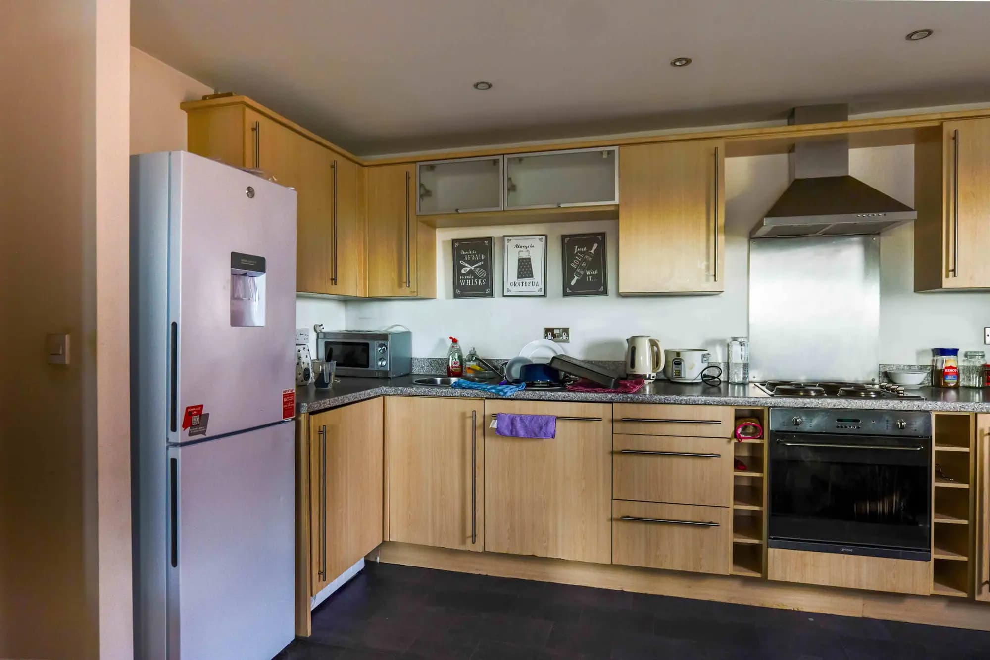 property photo 5 of 16