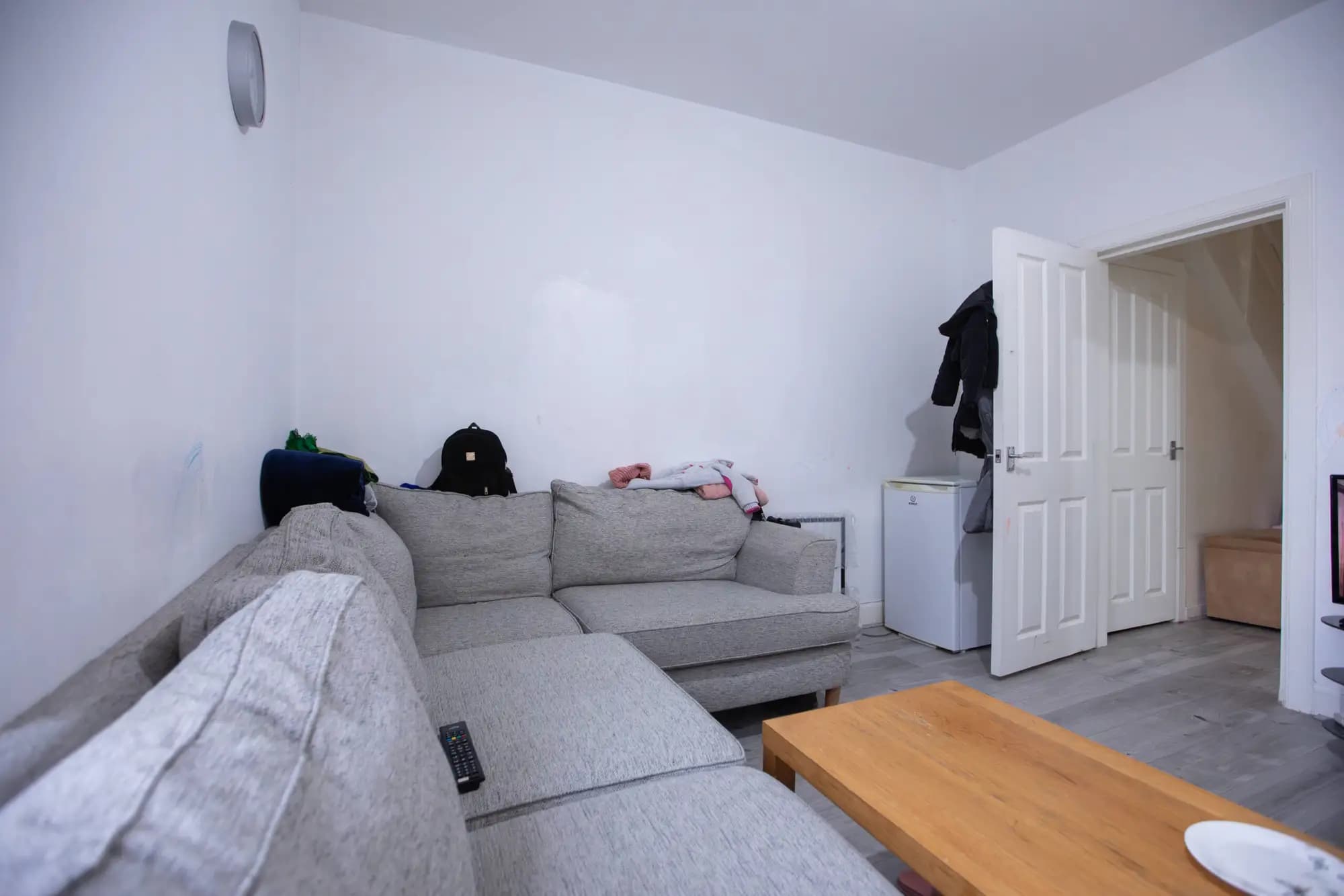 property photo 5 of 18