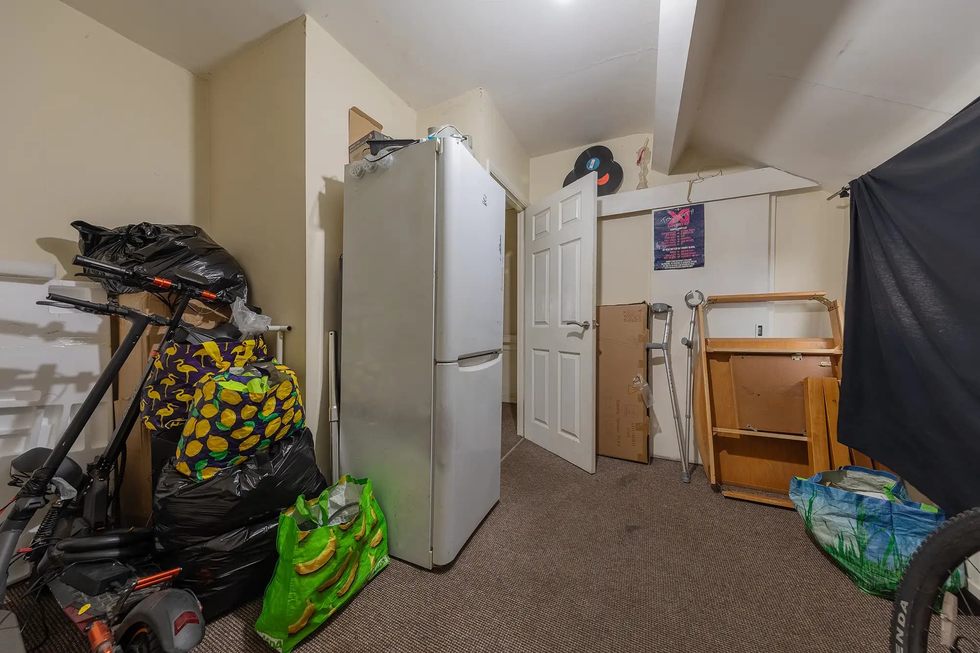 property photo 22 of 35