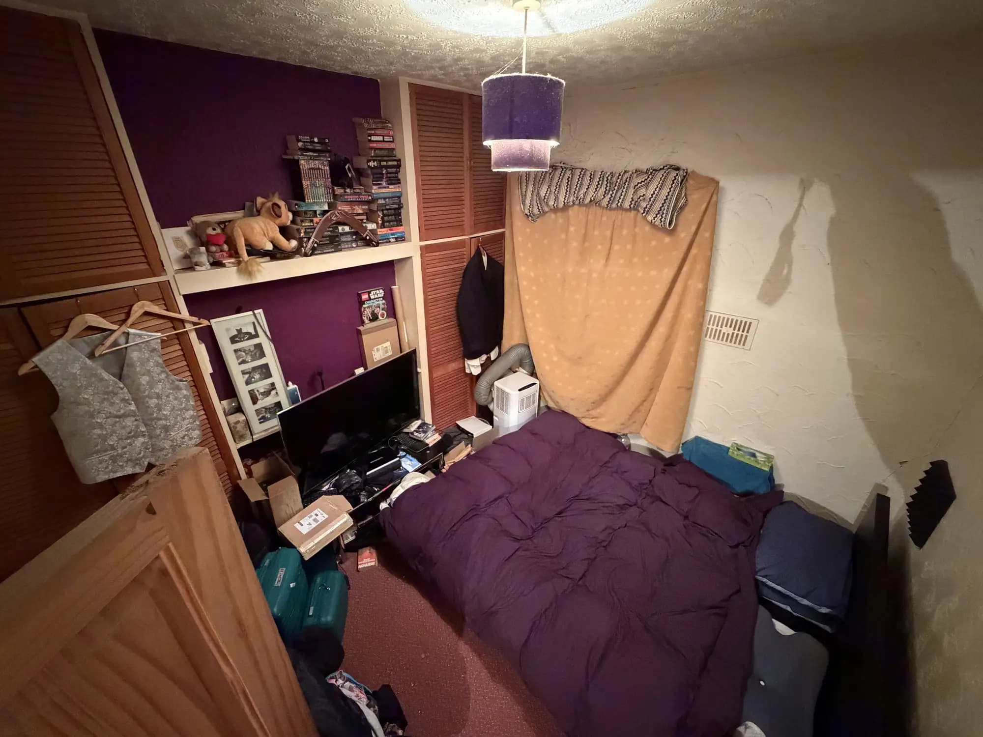 property photo 10 of 16