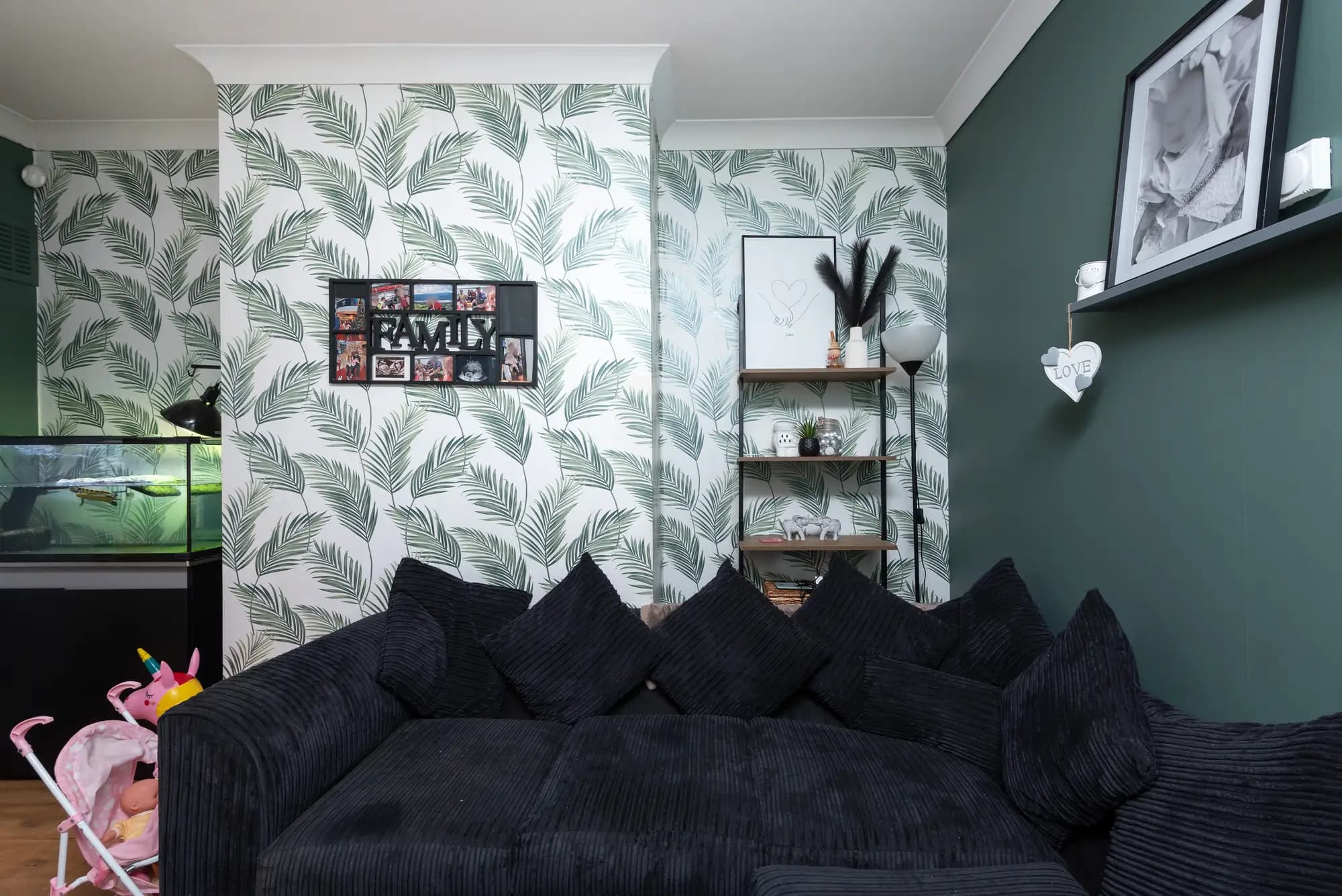 property photo 3 of 27