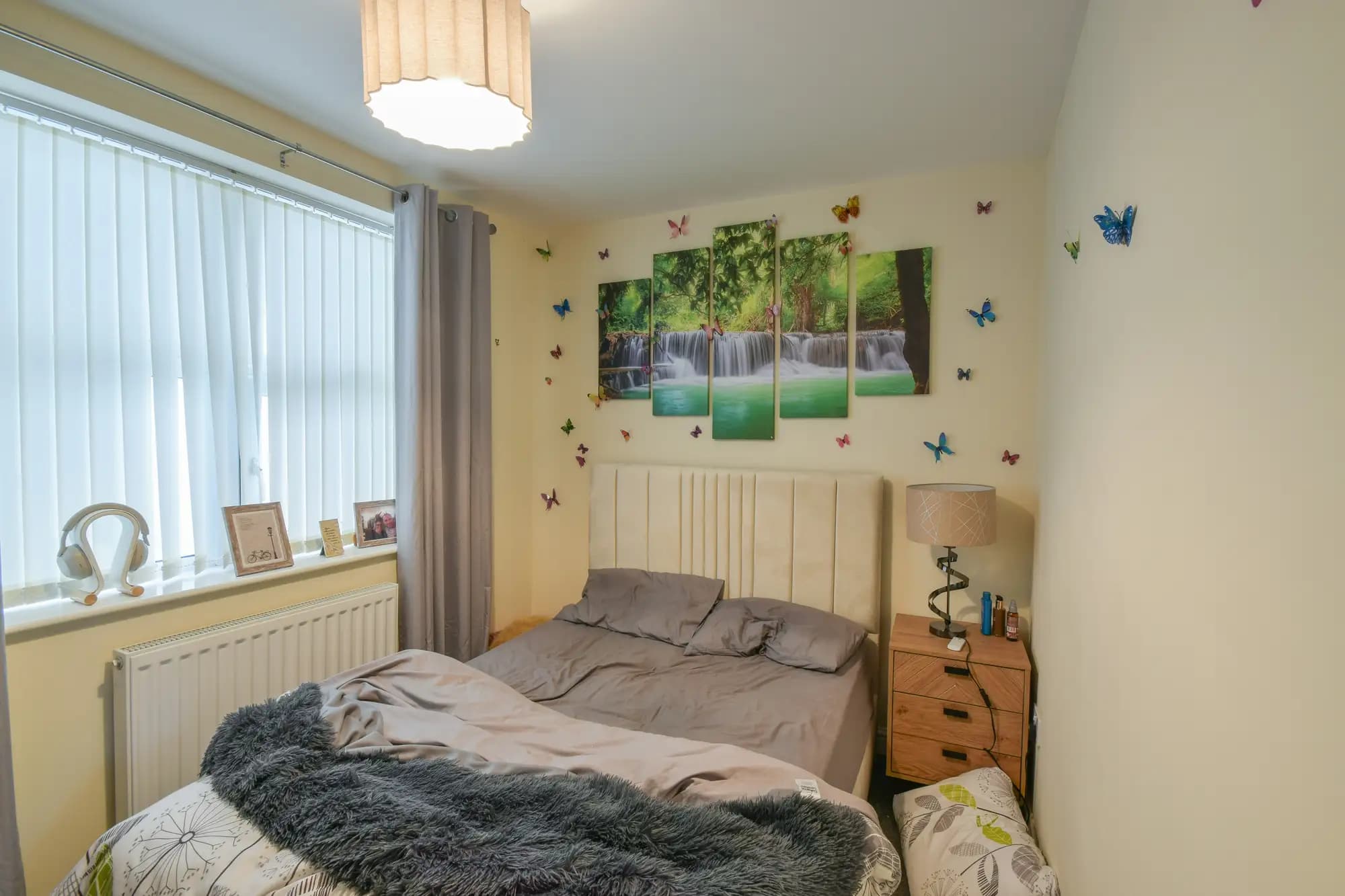 property photo 8 of 13