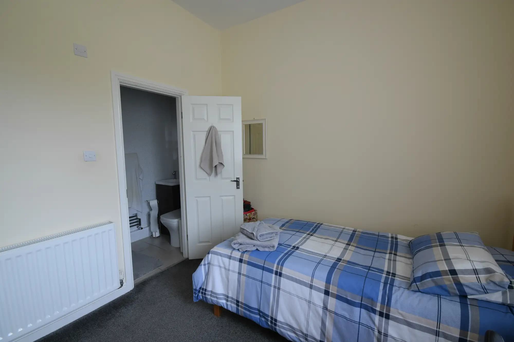 property photo 30 of 38