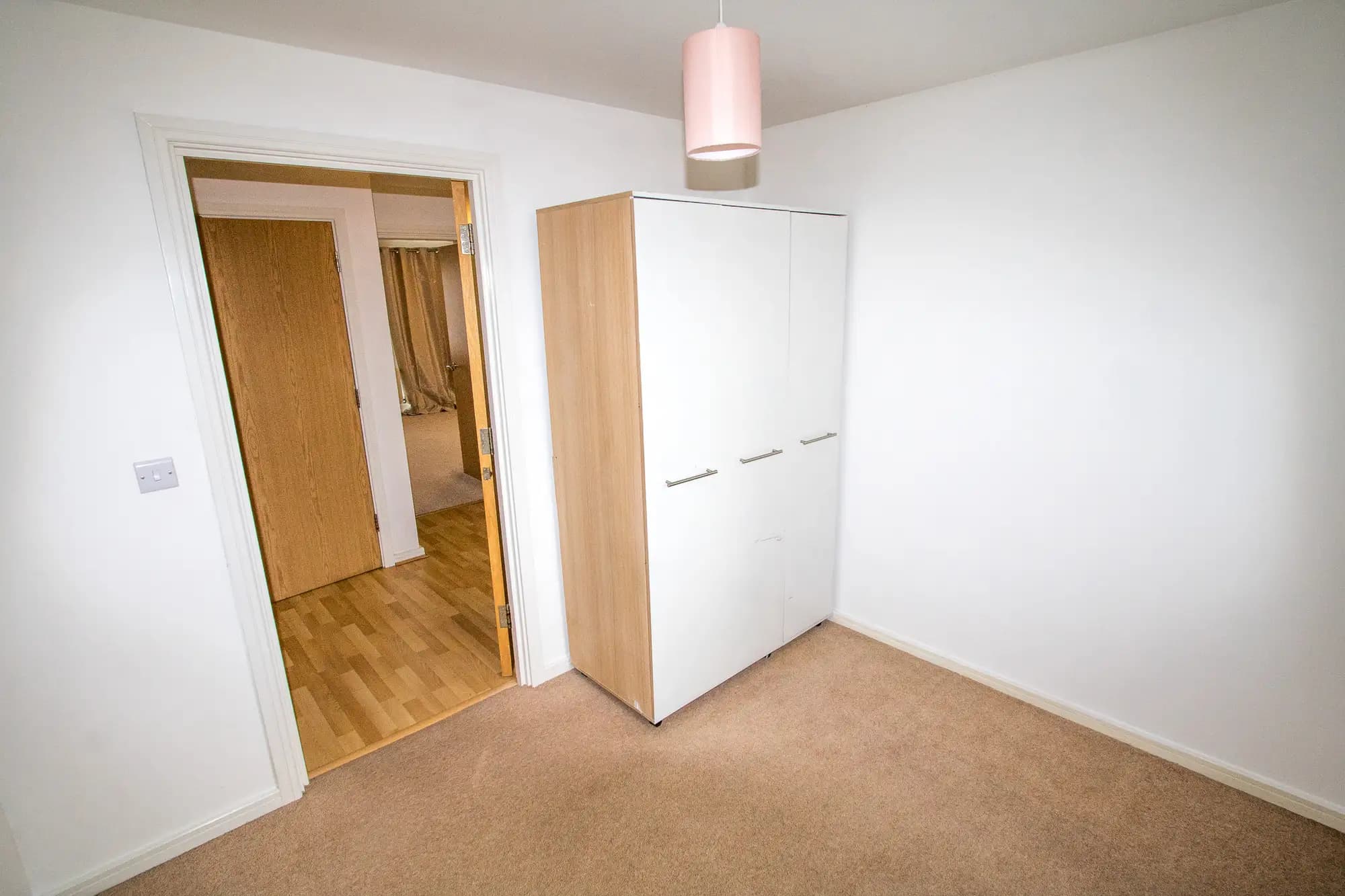 property photo 13 of 19