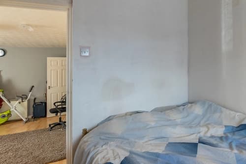 property photo 13 of 17