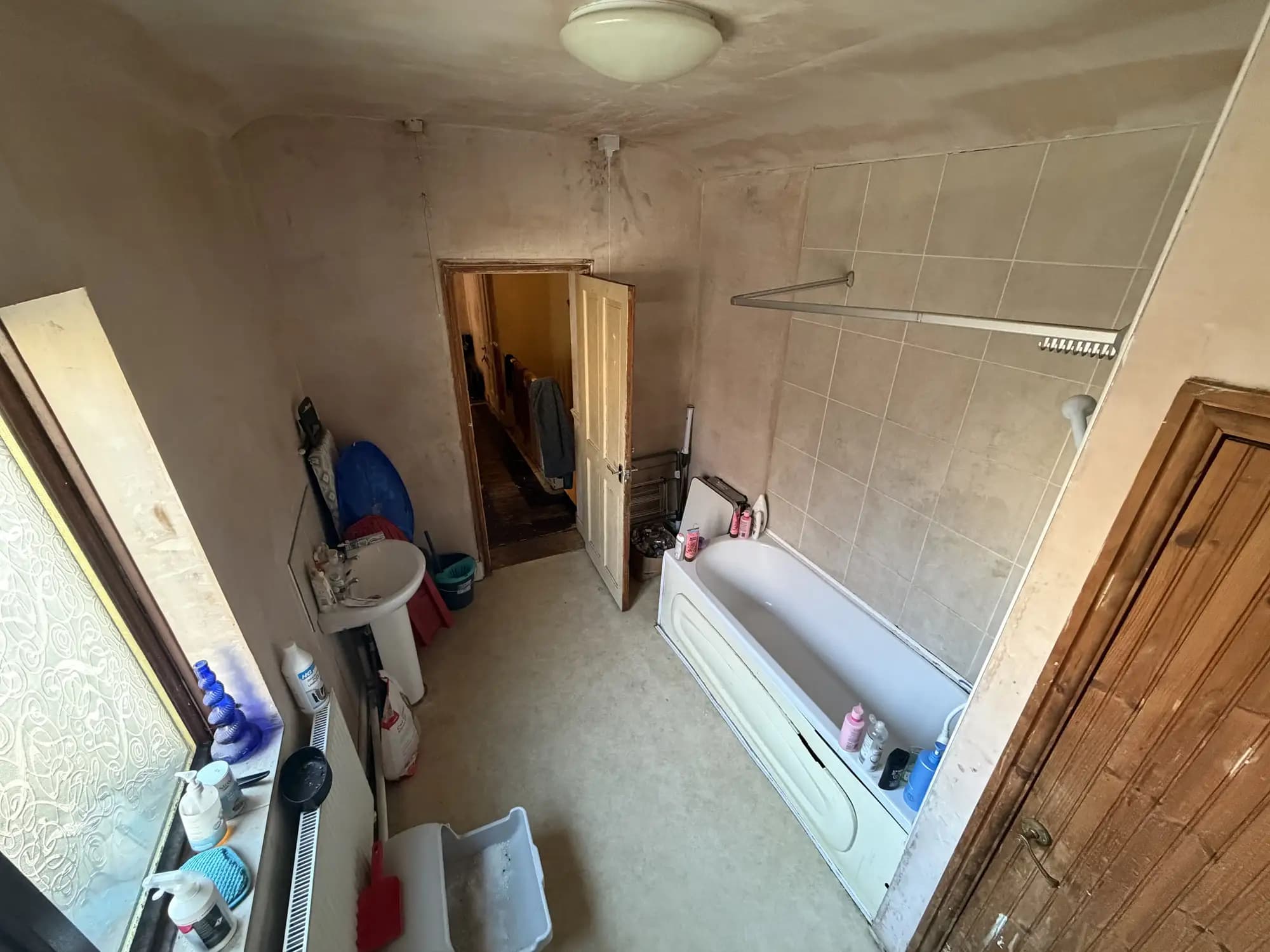 property photo 7 of 16