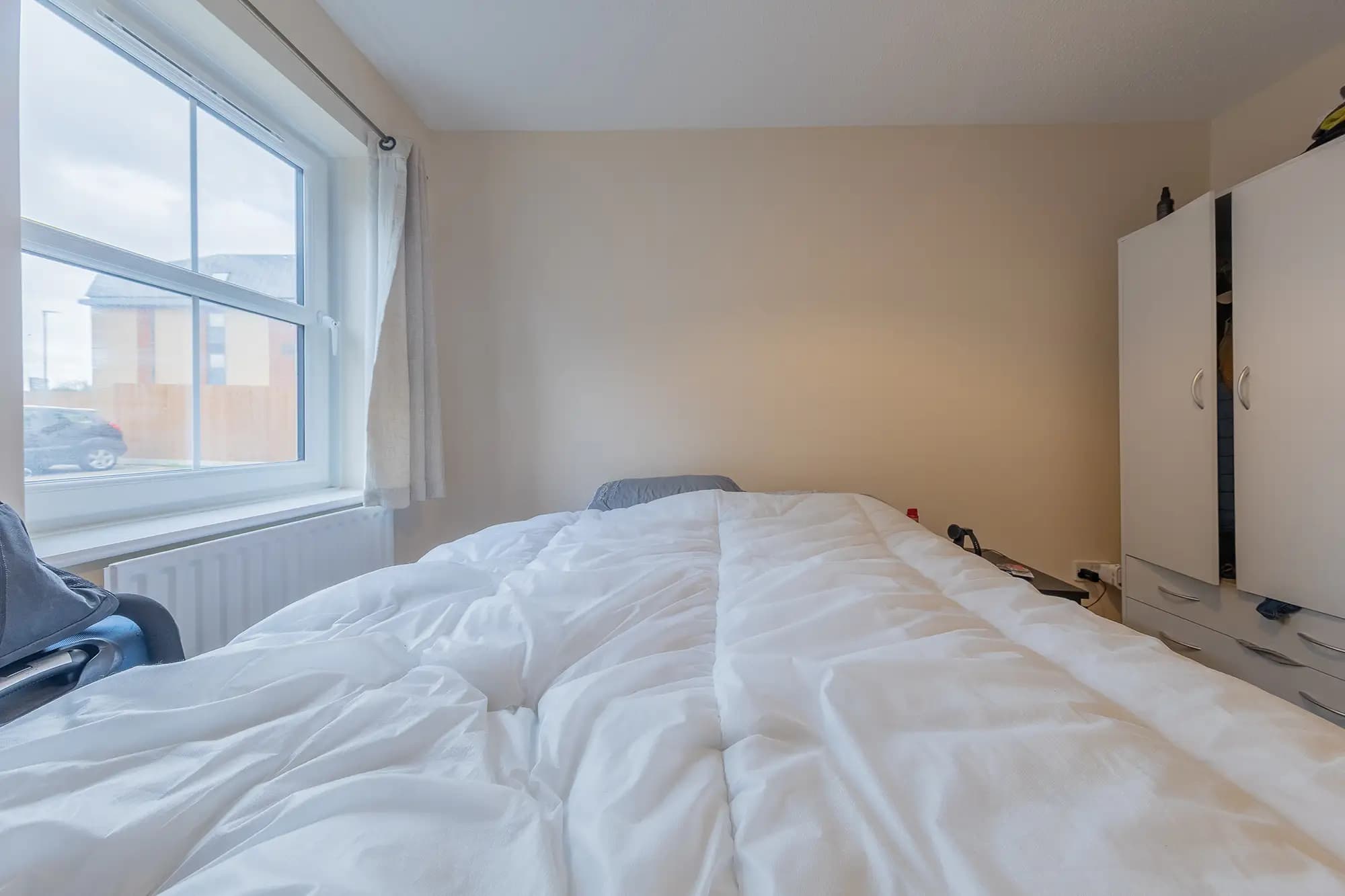 property photo 9 of 16