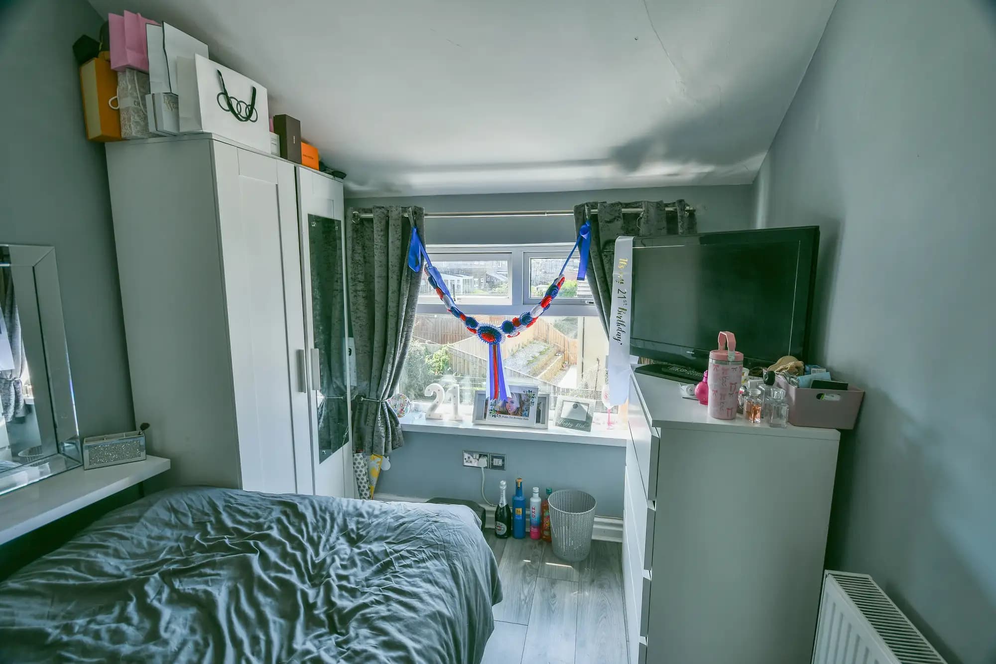 property photo 15 of 22
