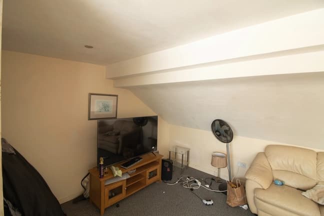 property photo 3 of 30
