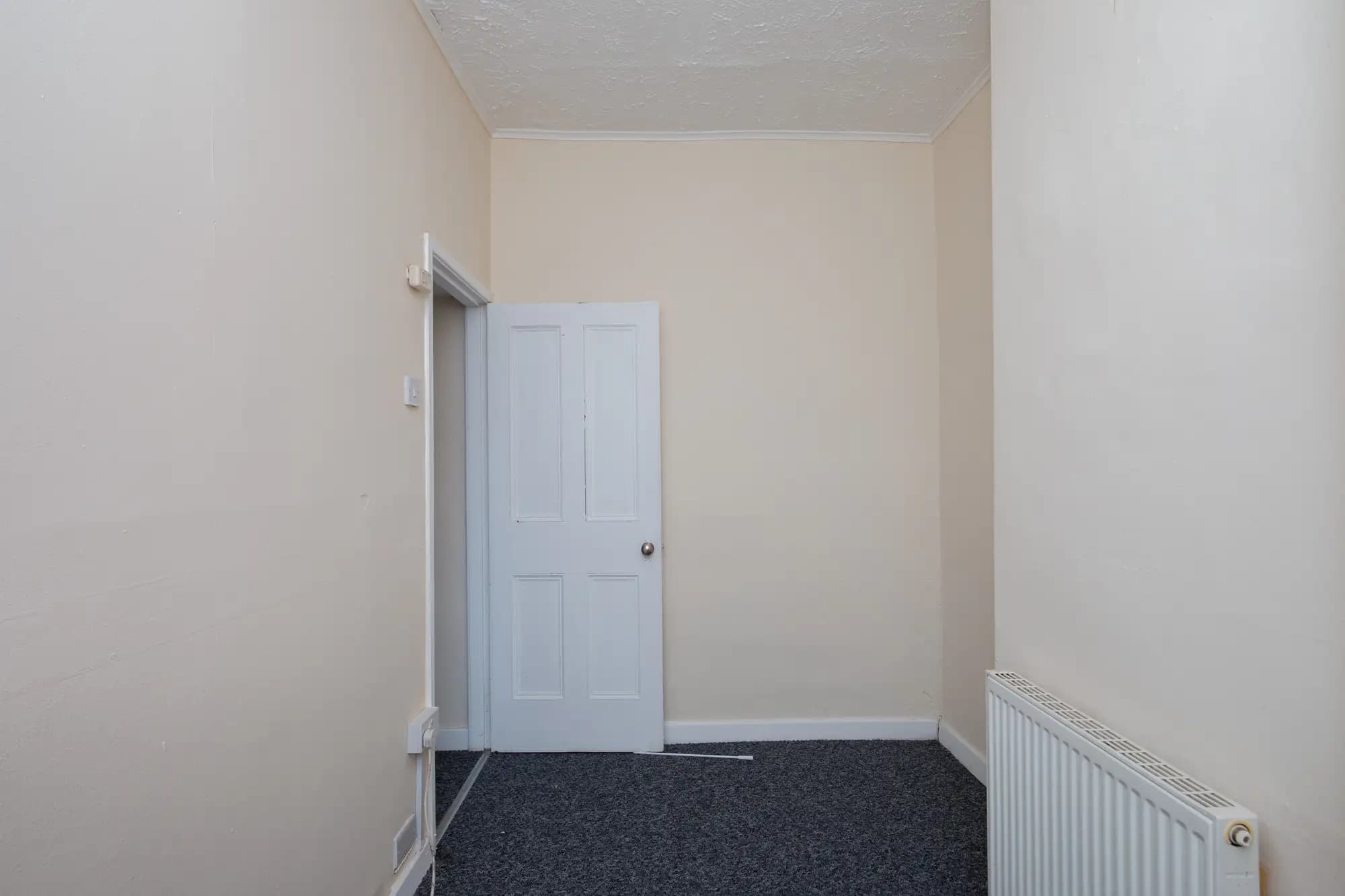 property photo 13 of 24