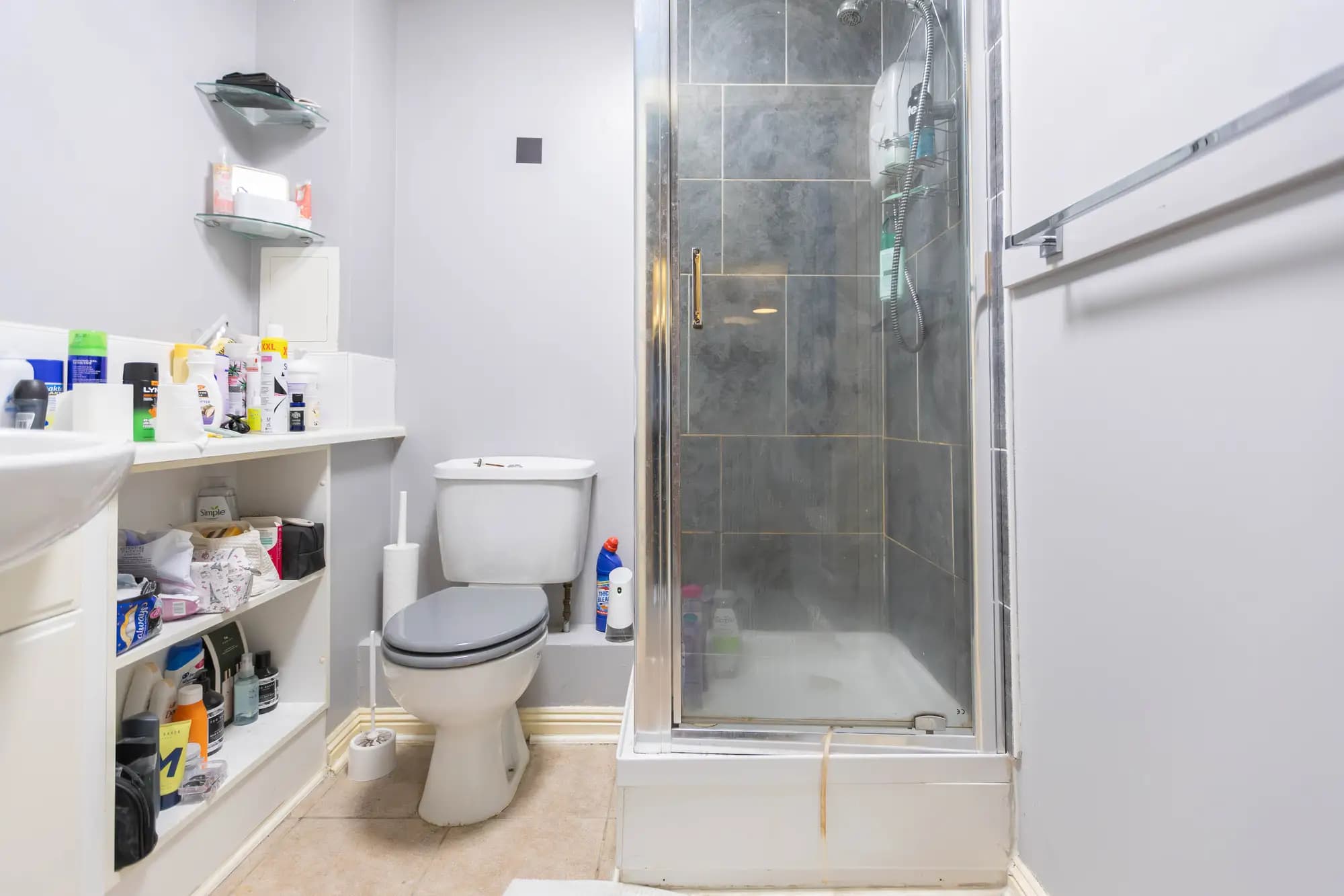 property photo 14 of 34