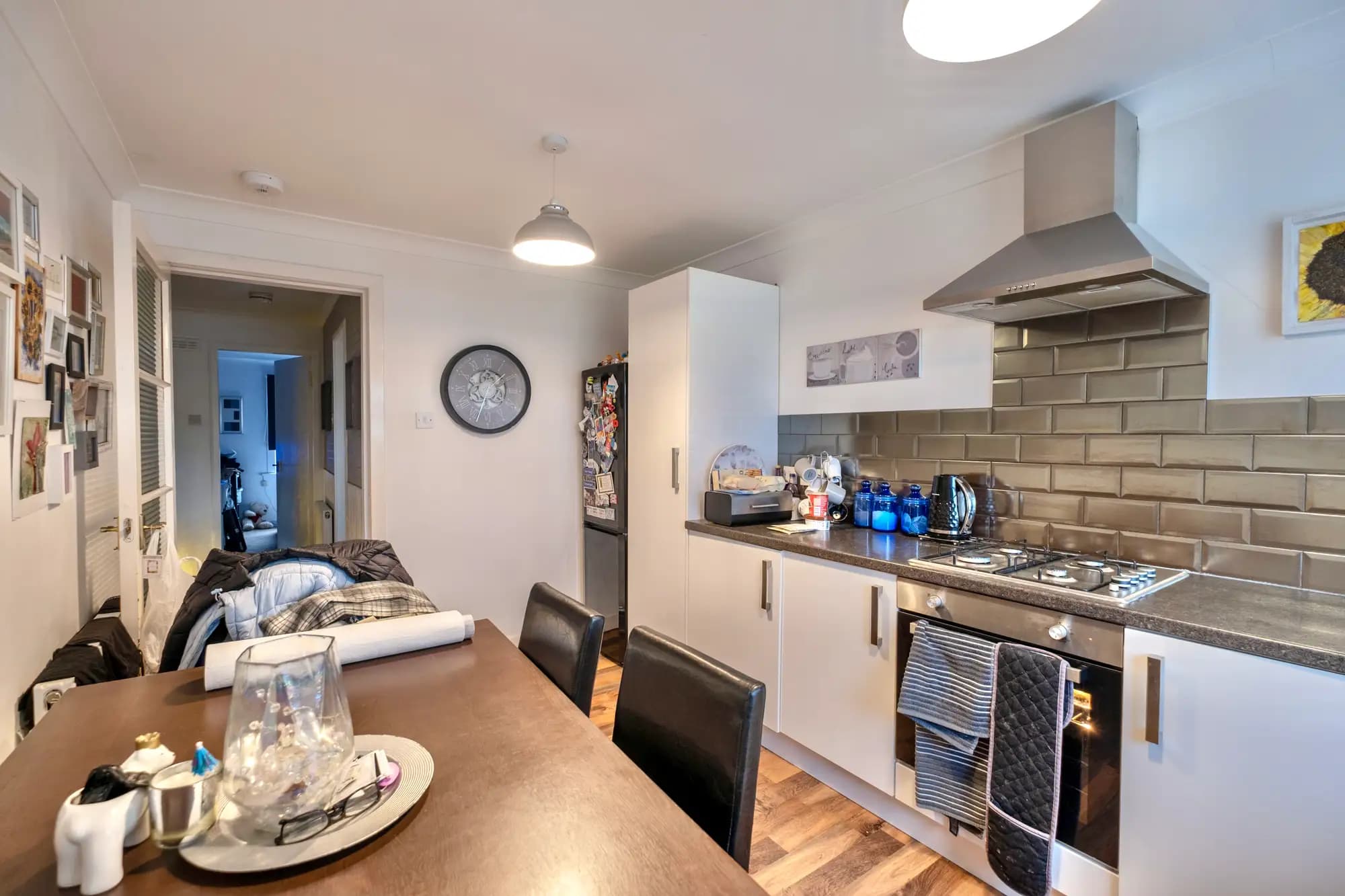 property photo 5 of 24