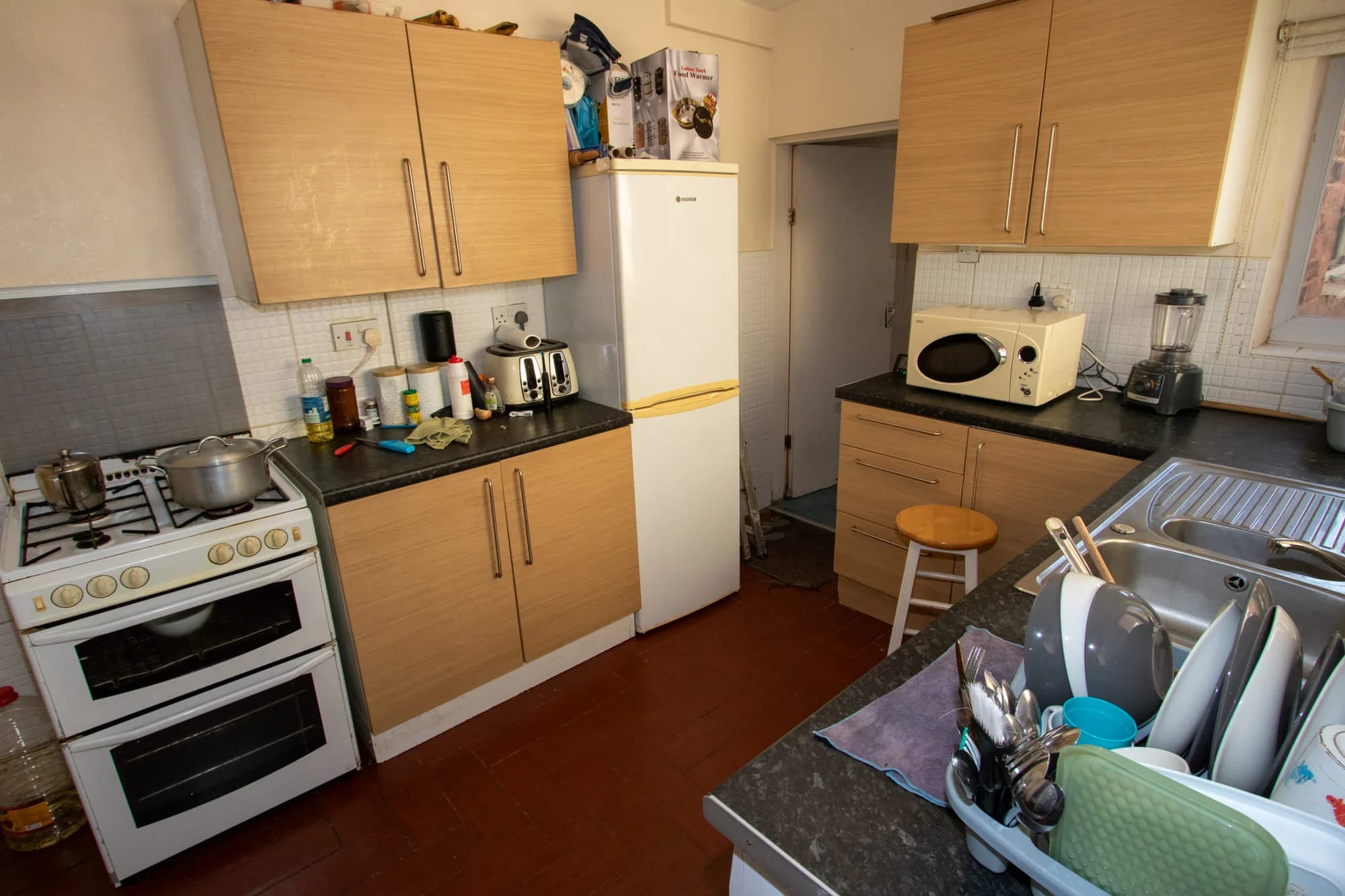 property photo 6 of 18