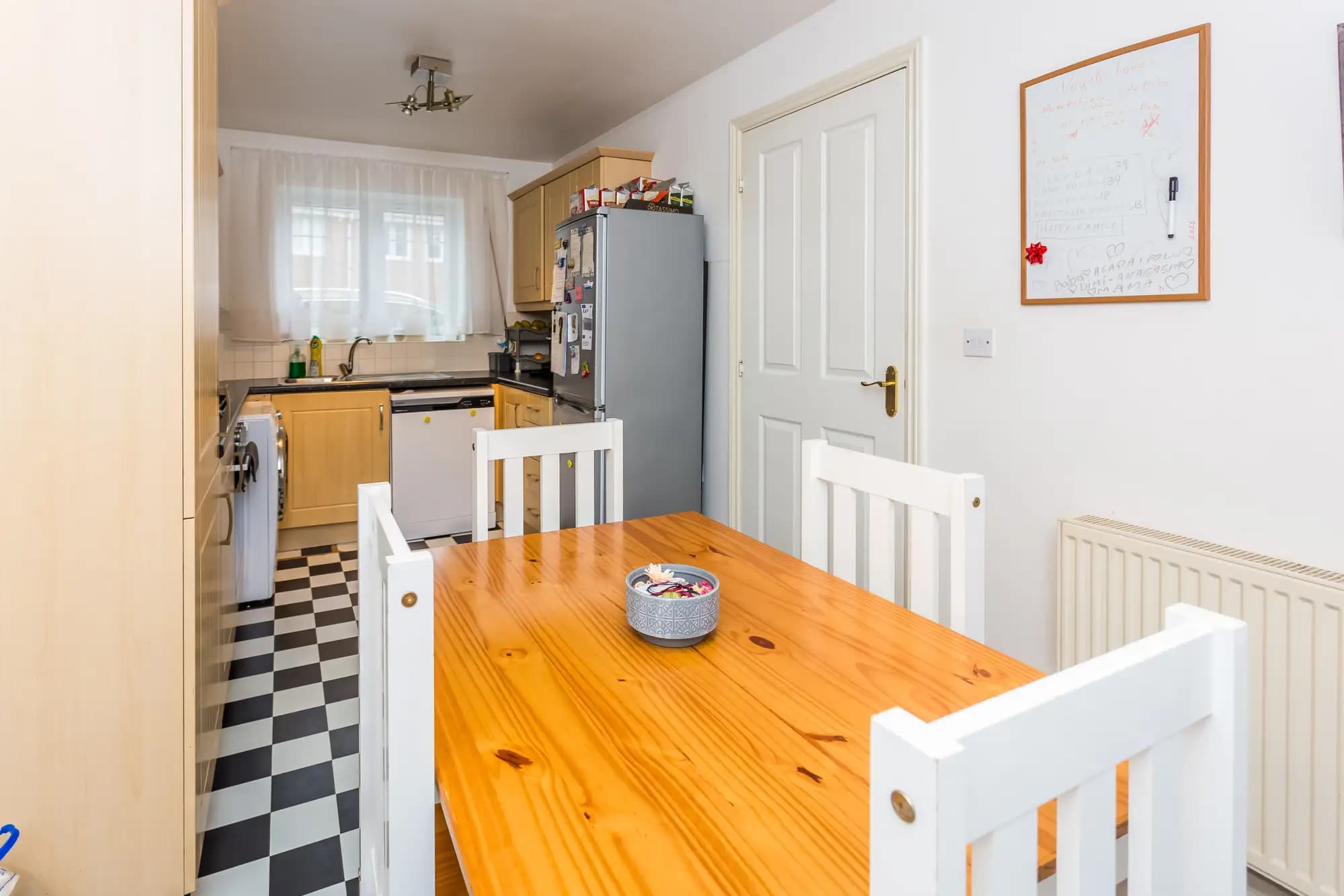 property photo 6 of 19