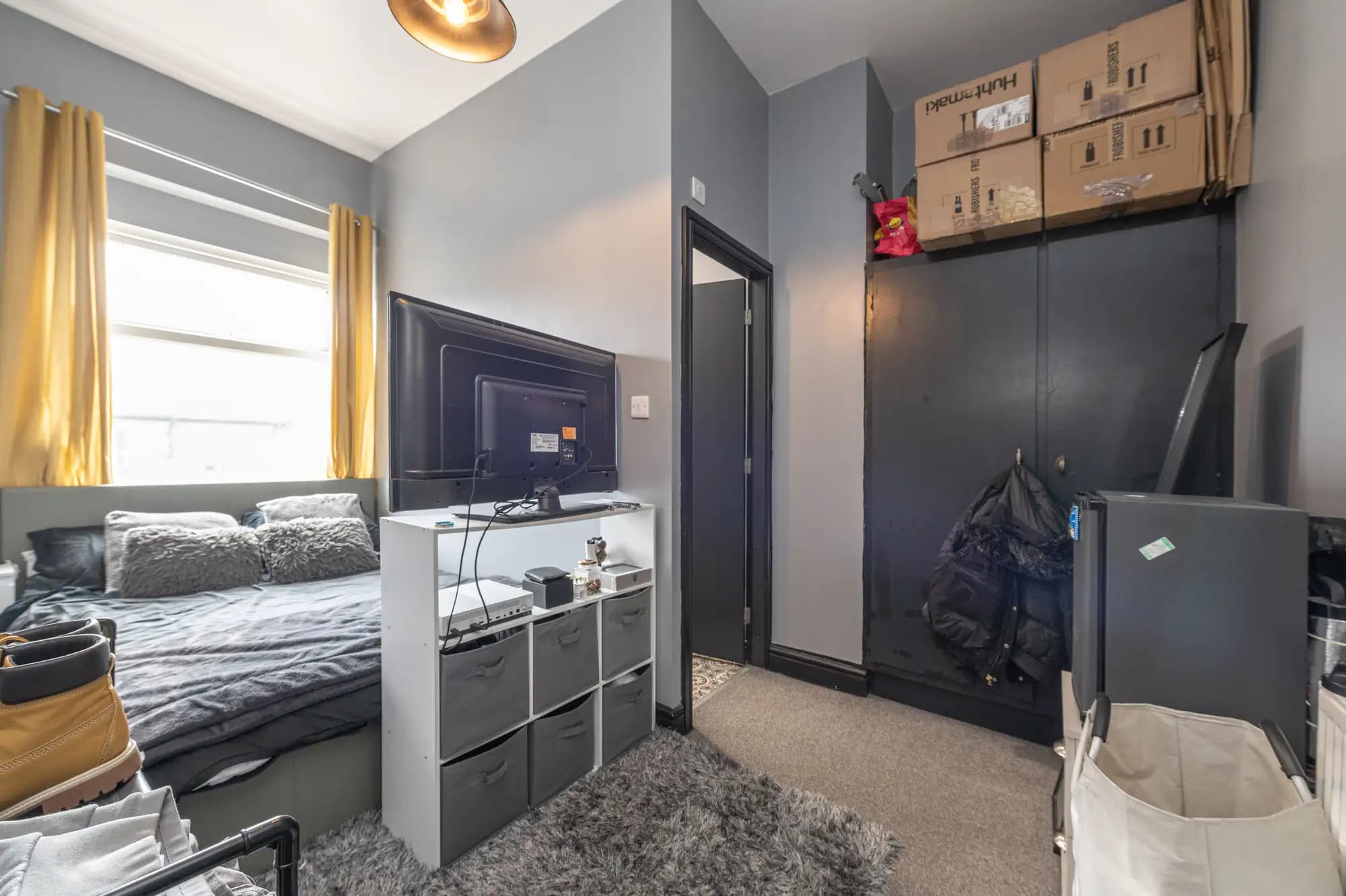 property photo 13 of 19