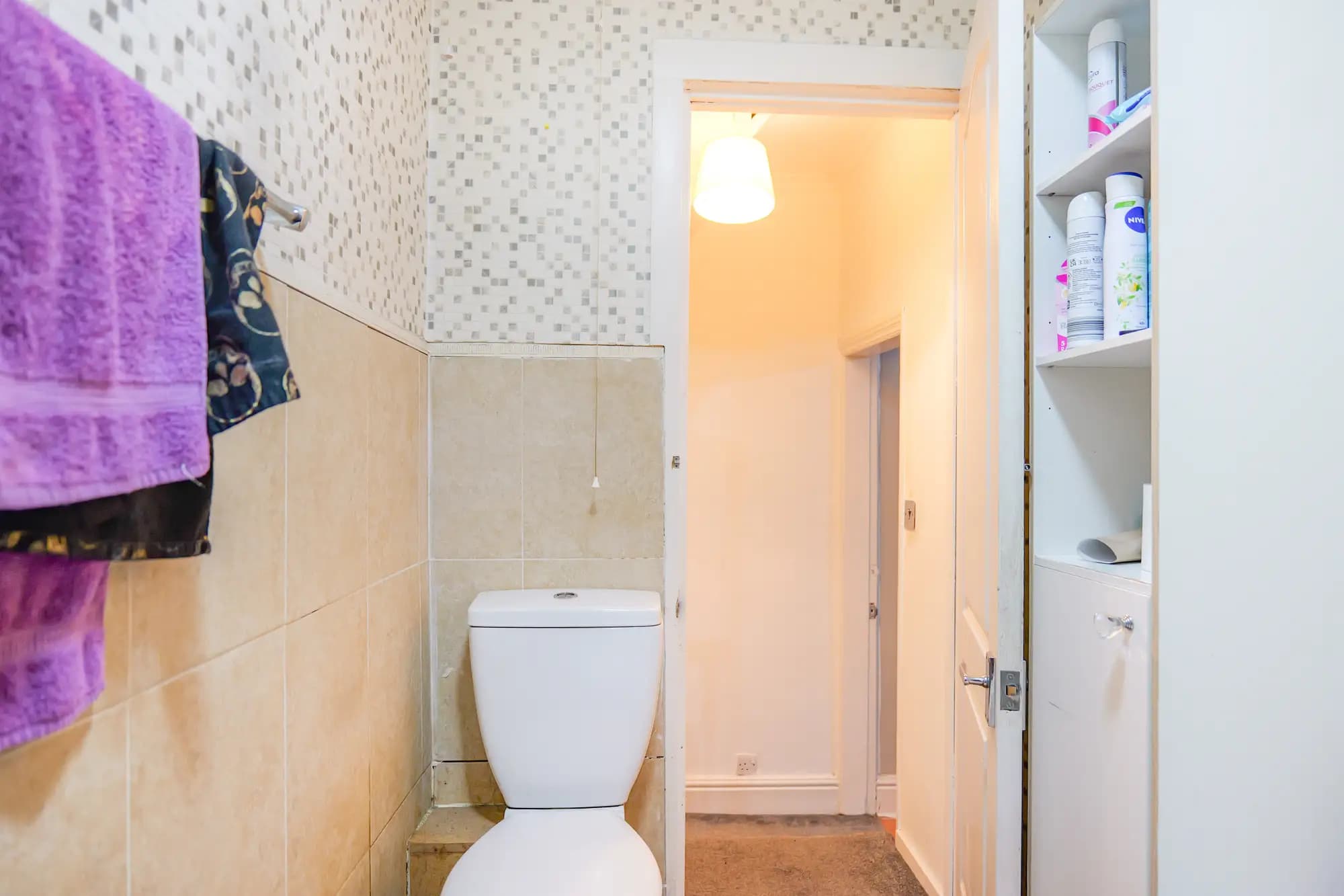 property photo 6 of 22