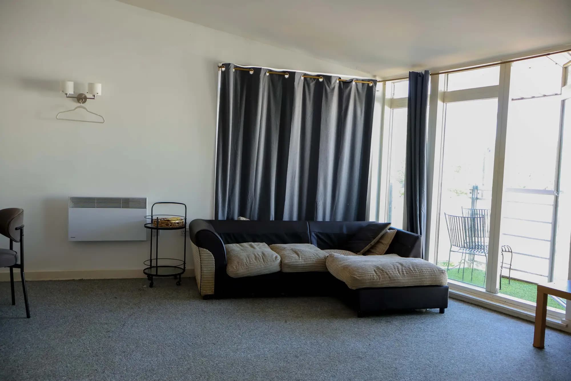 property photo 3 of 31