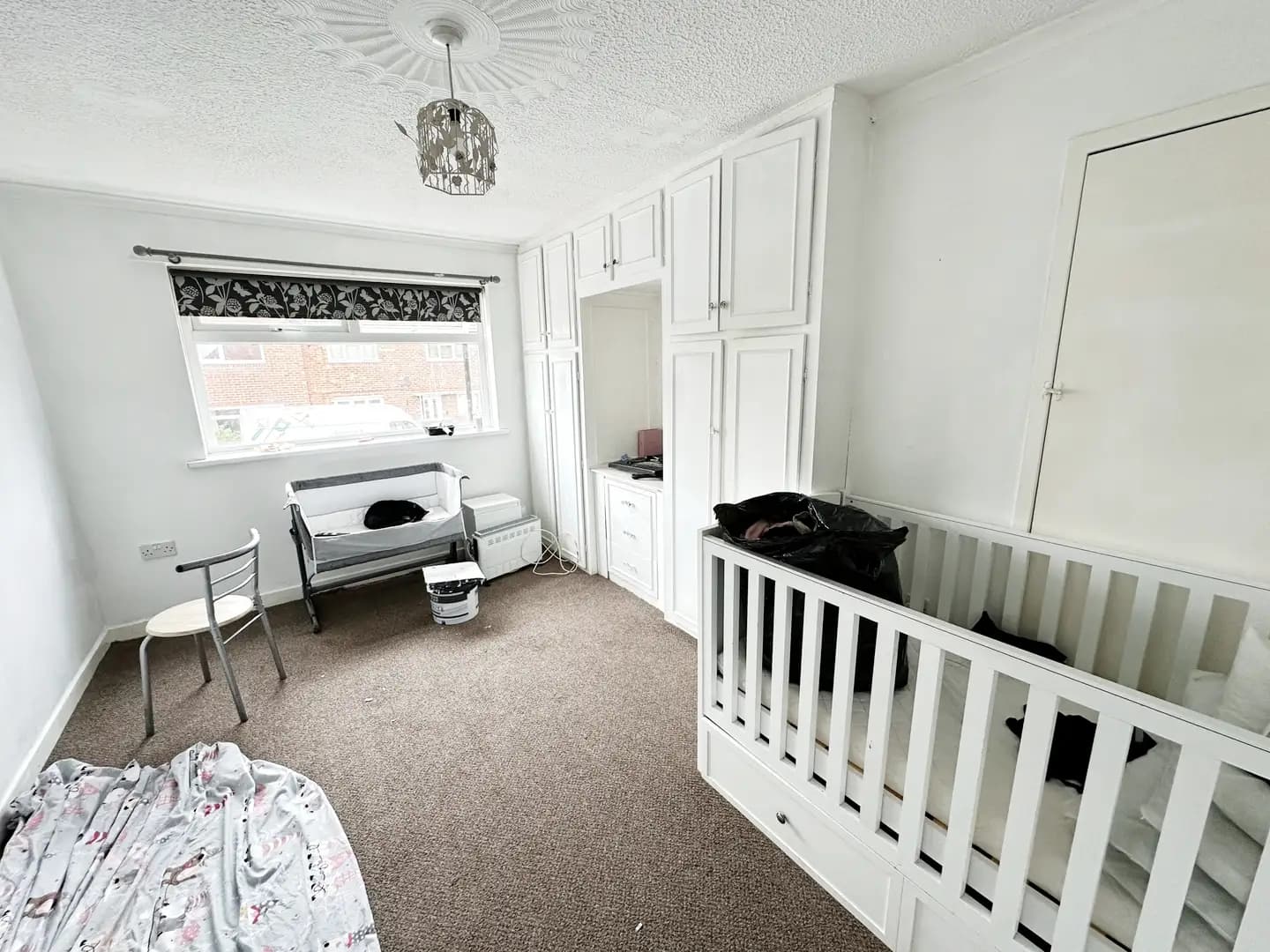 property photo 14 of 32