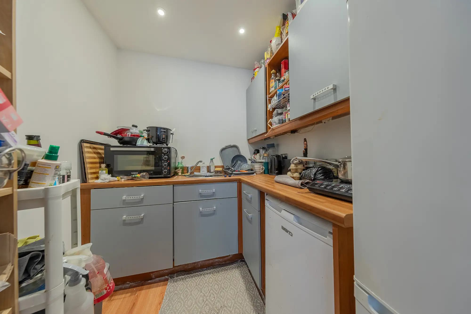 property photo 4 of 13