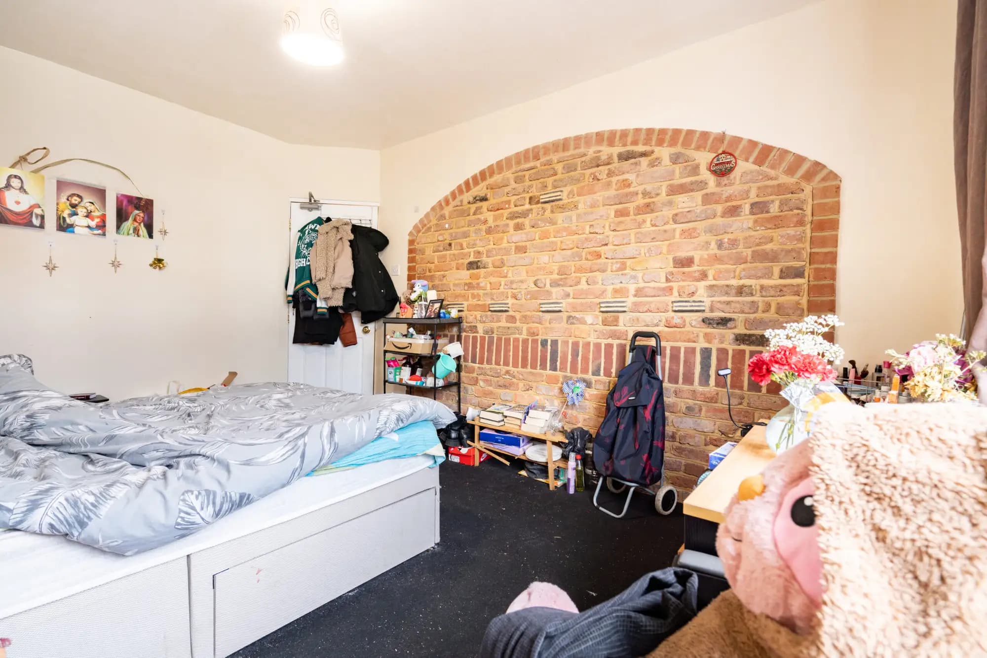 property photo 18 of 35