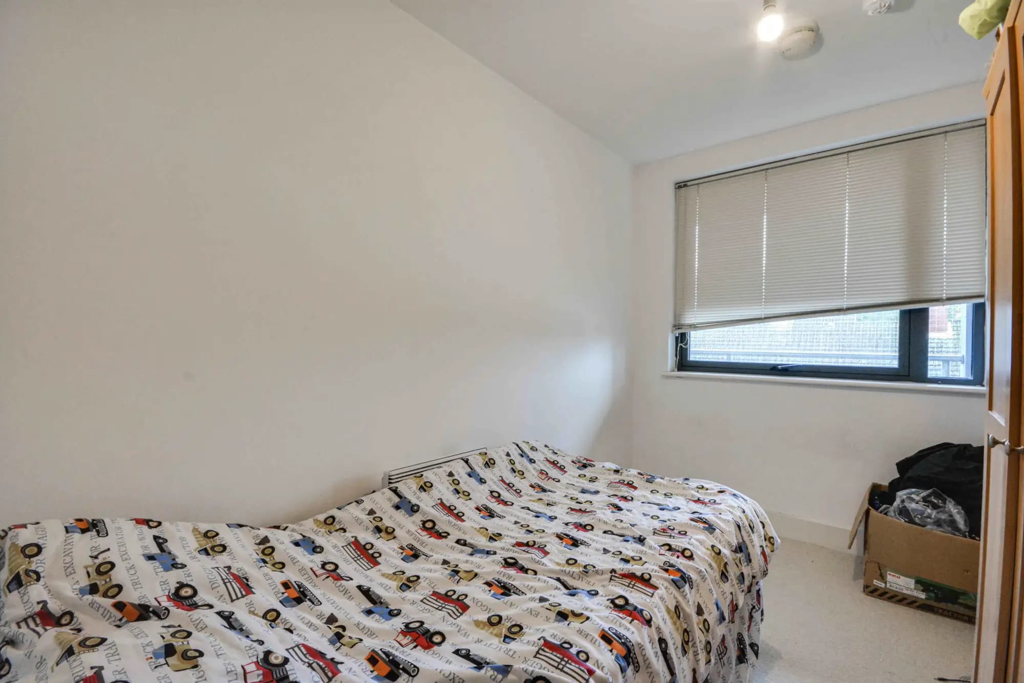 property photo 12 of 15