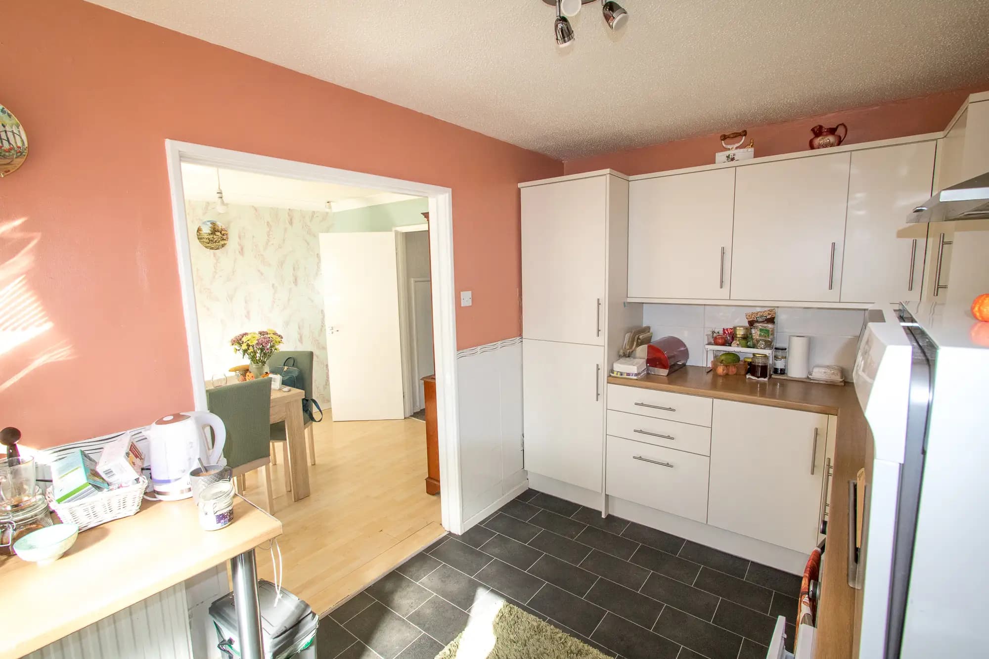 property photo 6 of 24