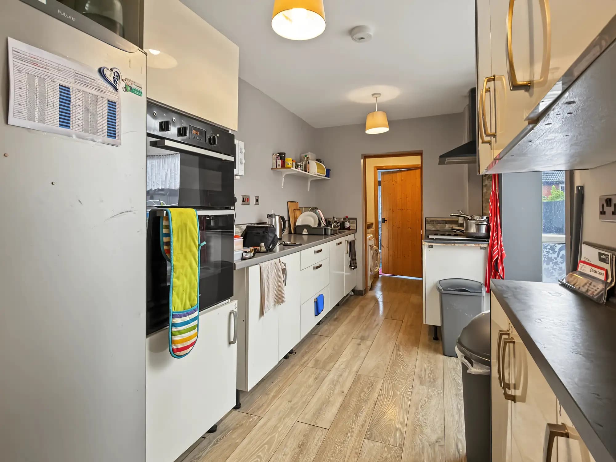 property photo 5 of 25