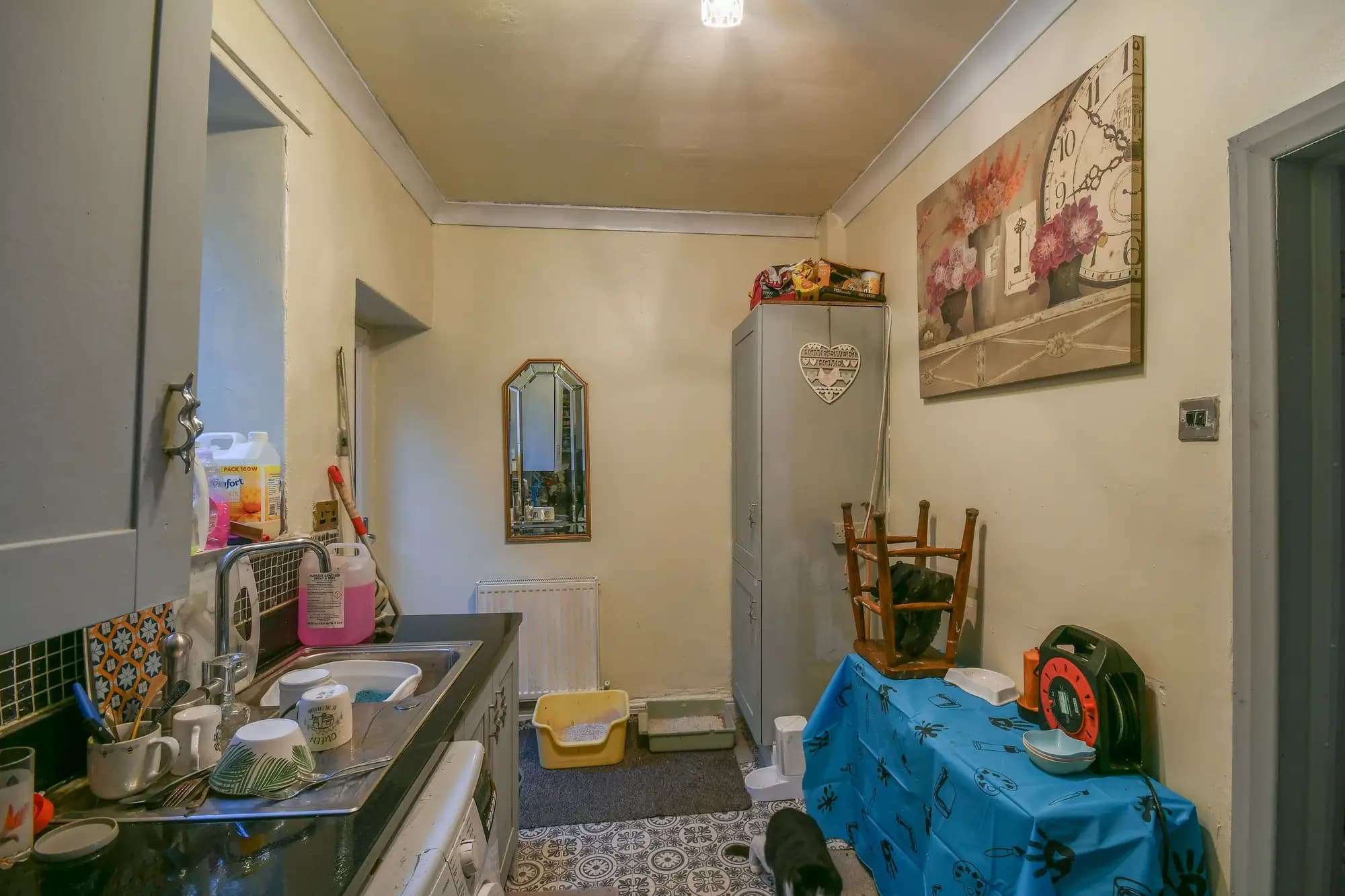 property photo 5 of 13