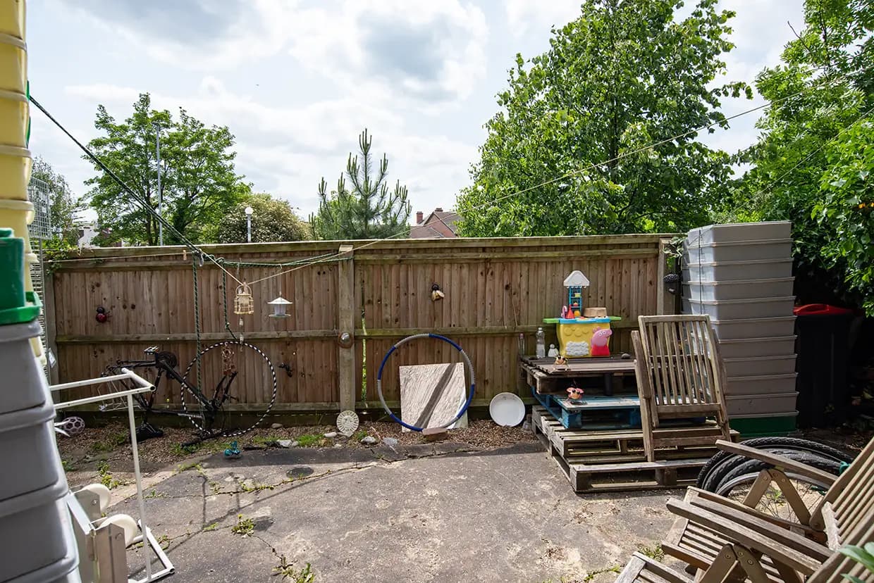 property photo 18 of 22