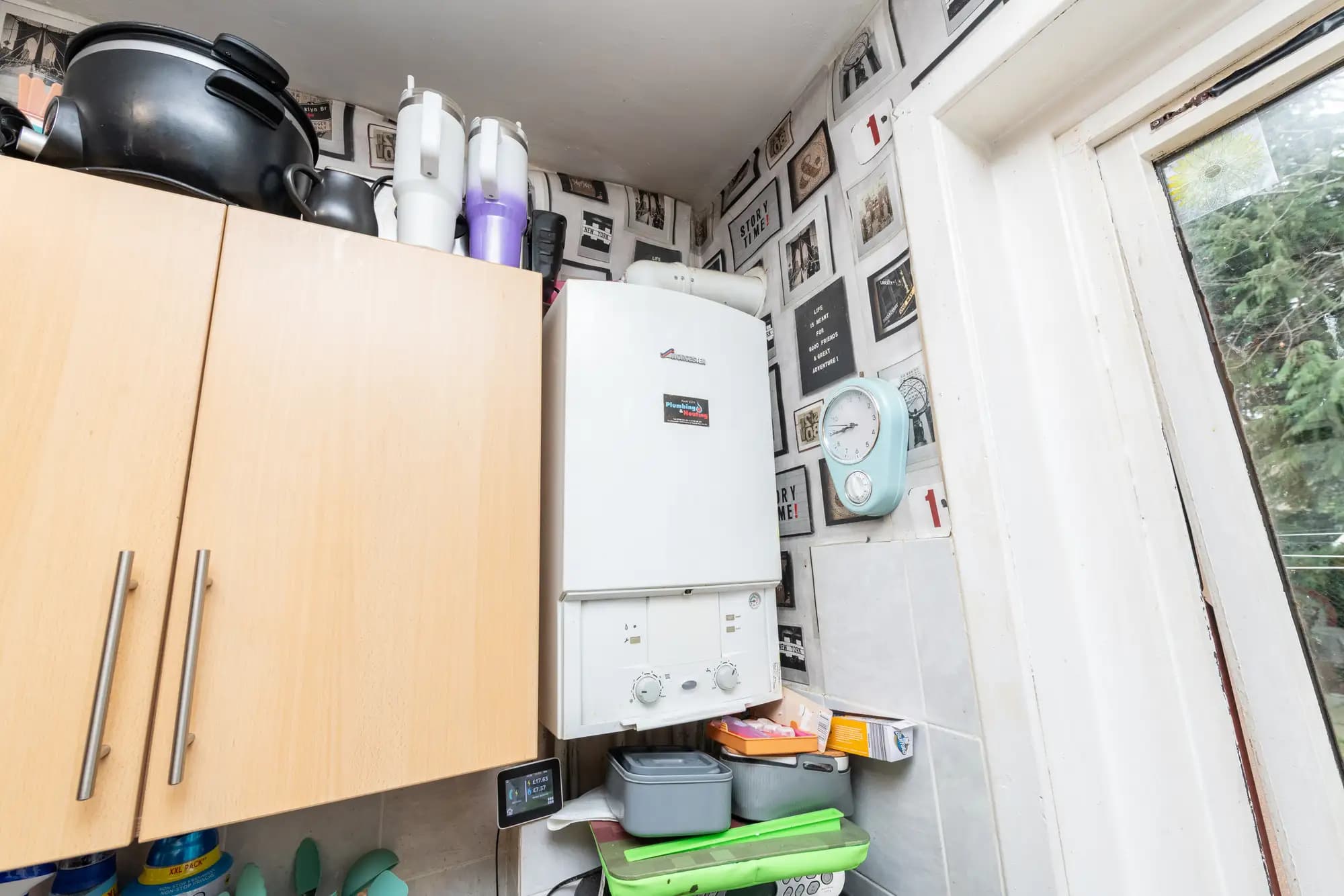 property photo 19 of 28