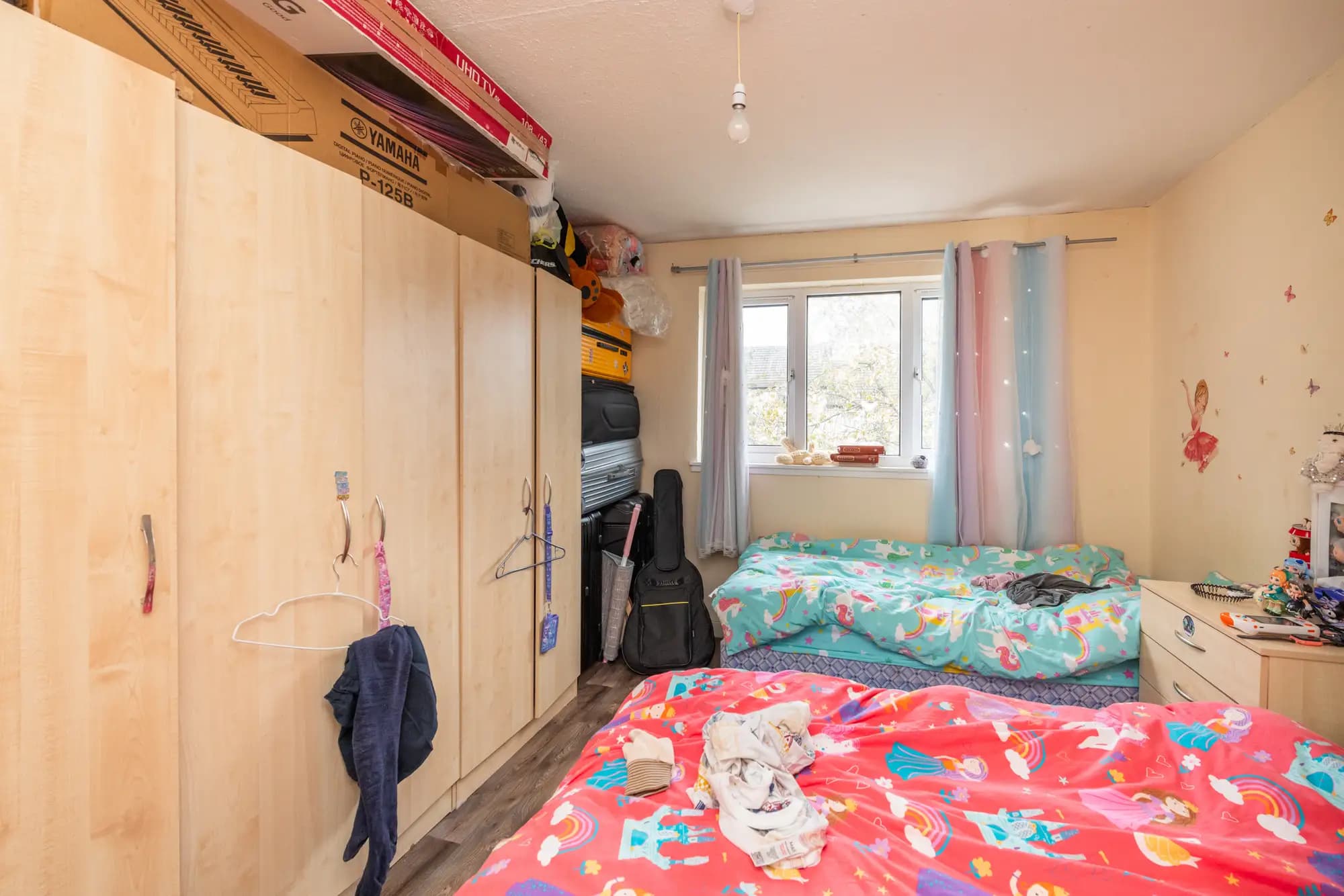 property photo 6 of 9