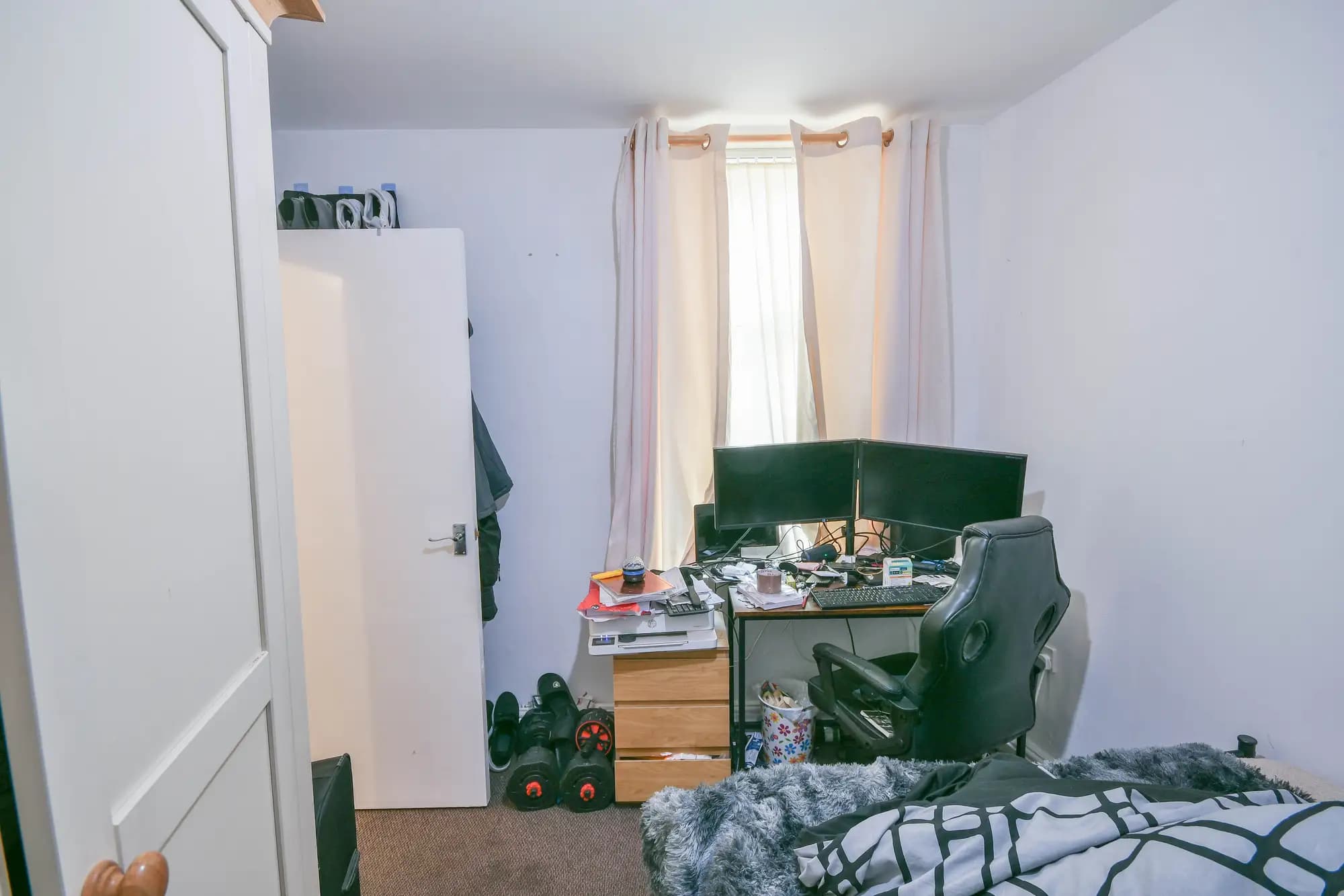 property photo 18 of 26