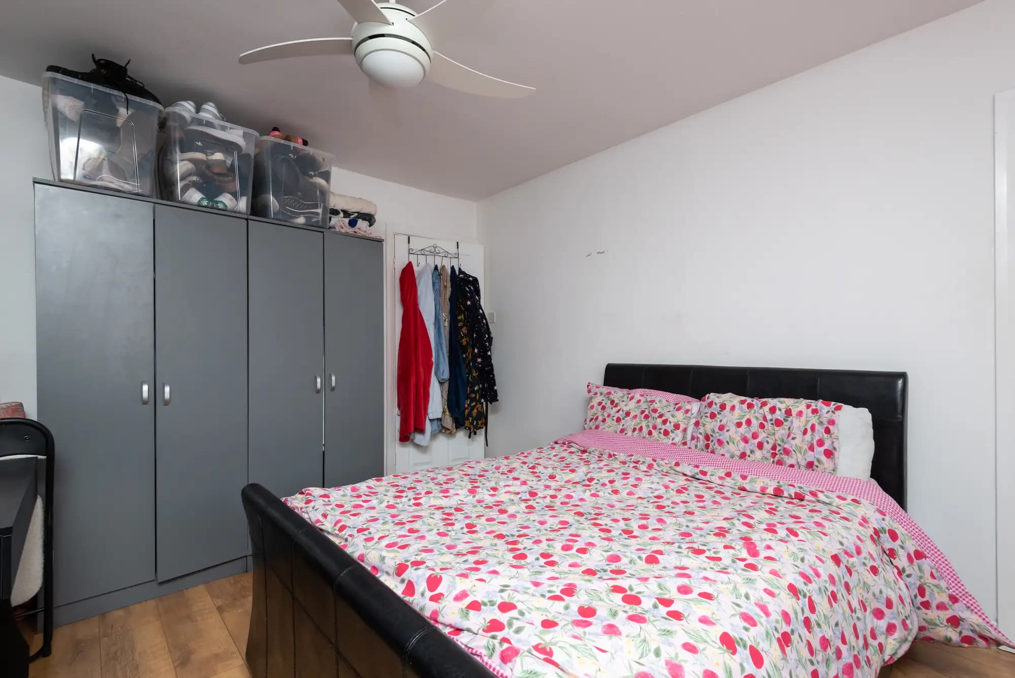 property photo 16 of 27