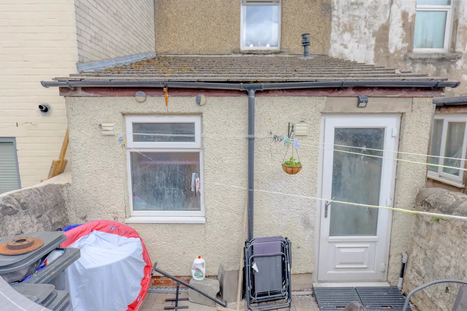 property photo 13 of 16